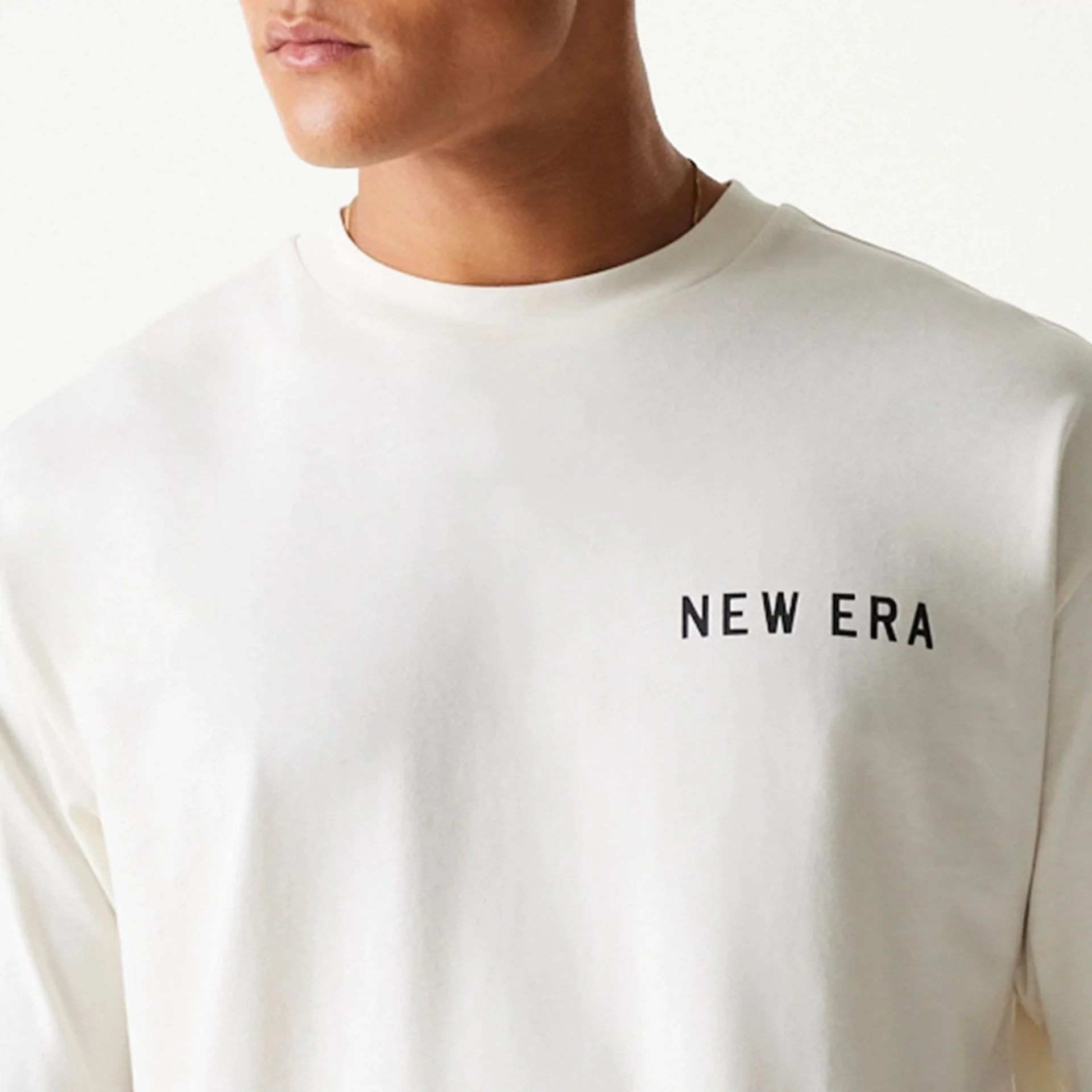 New Era Animal Graphic Open White Oversized T-Shirt - Image 5