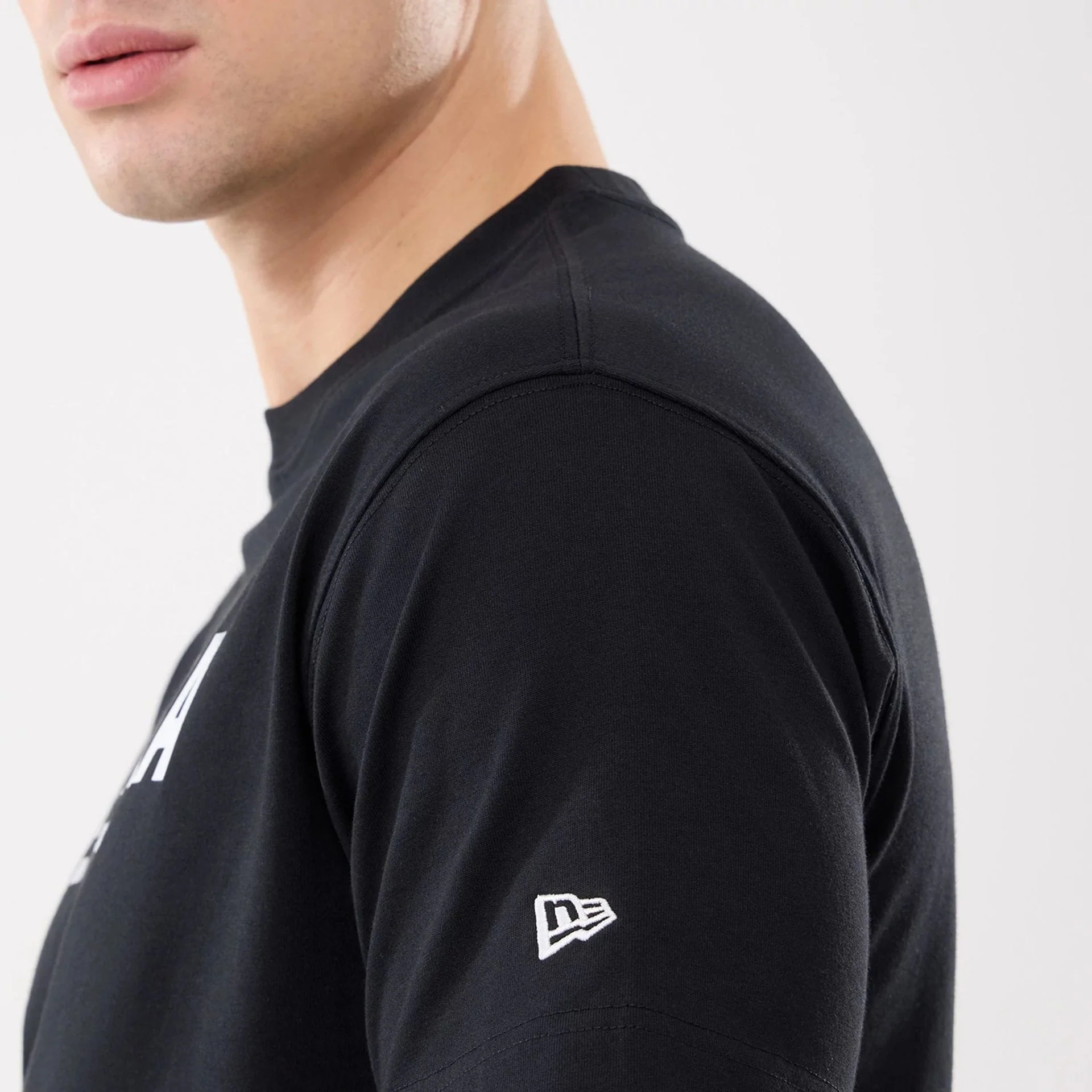 New Era Basic Black T-Shirt - Image 5