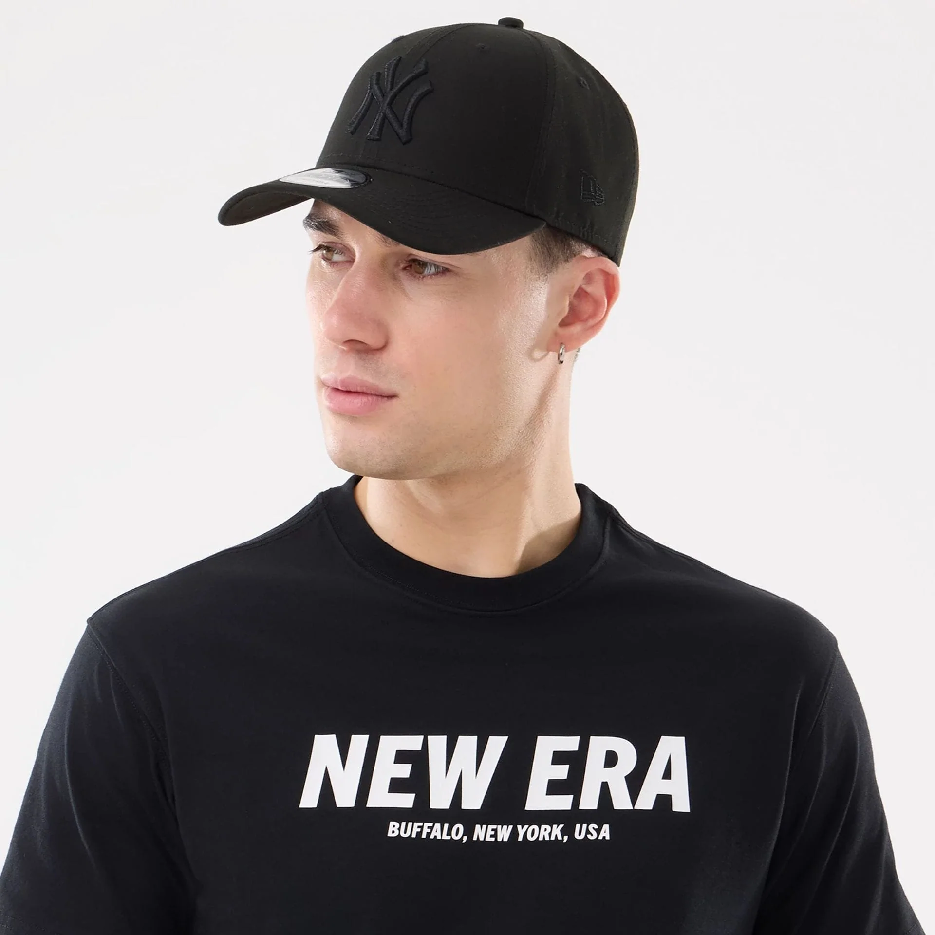 New Era Basic Black T-Shirt - Image 6
