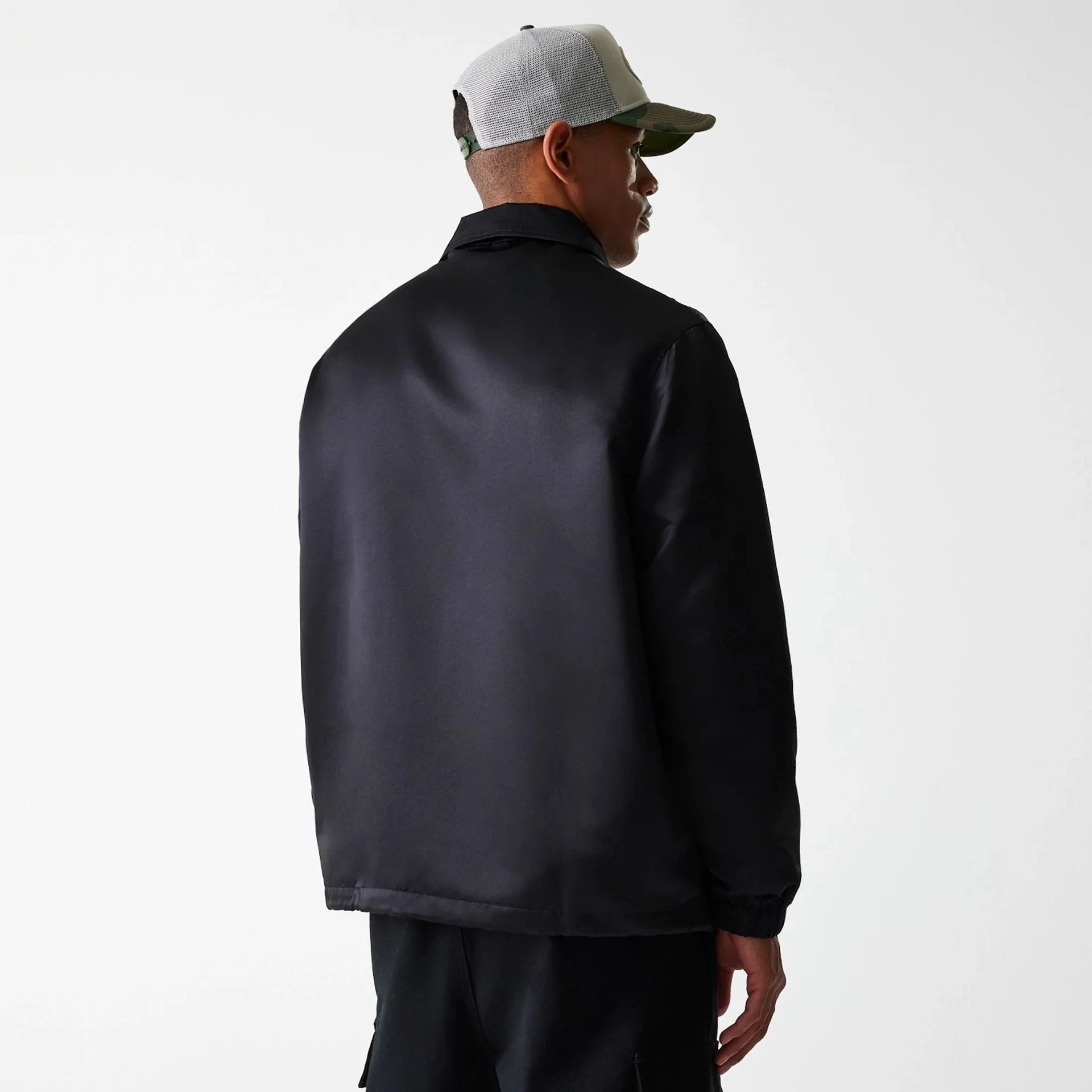 New Era Black Coaches Jacket - Image 2