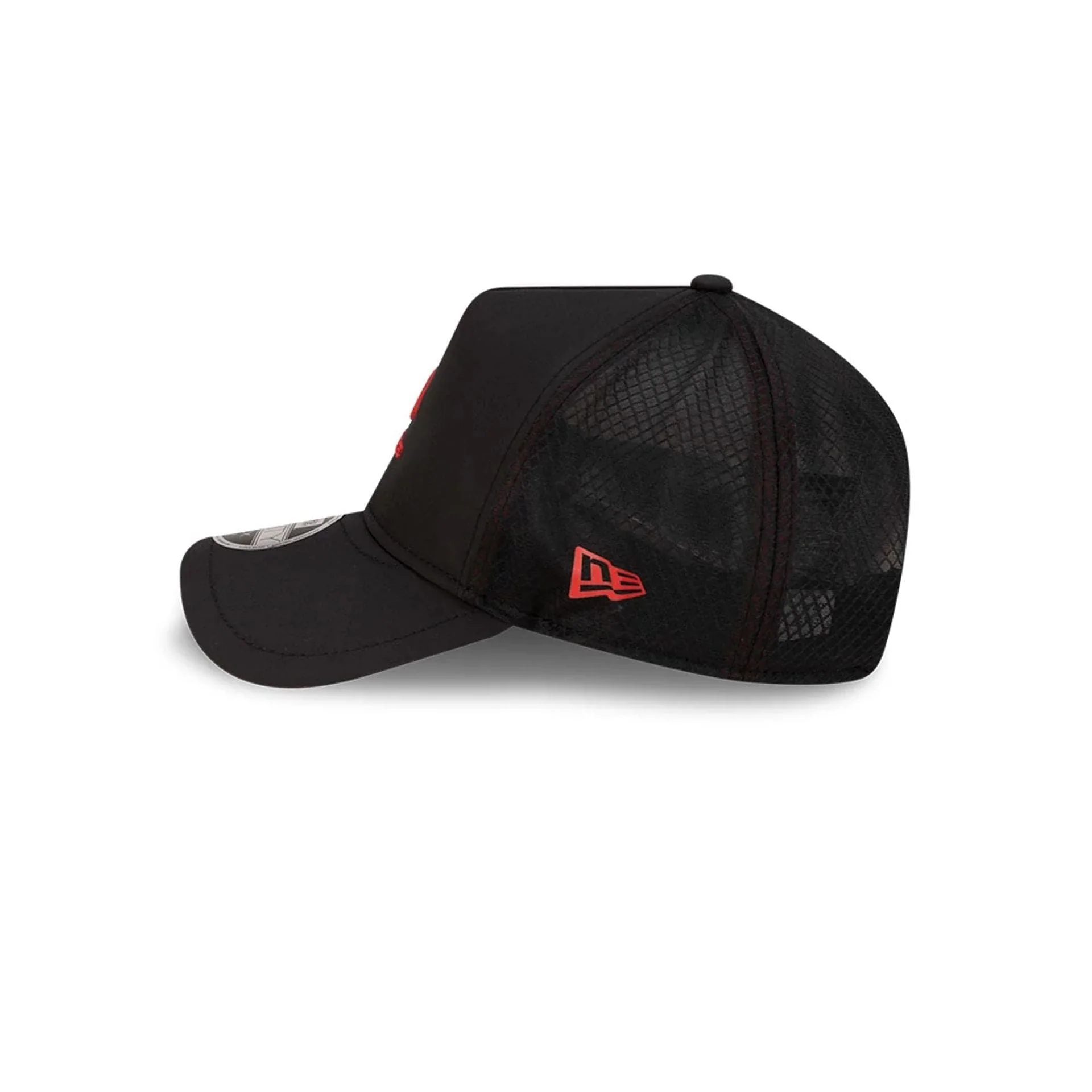 New Era Black & Red 9FORTY Apex Cap - Image 5