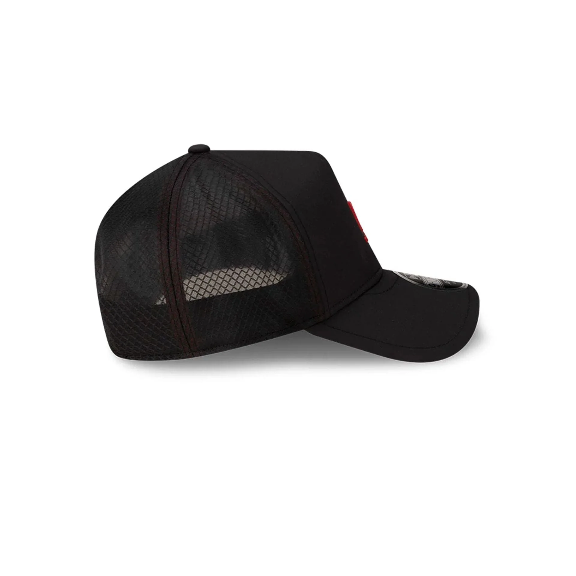 New Era Black & Red 9FORTY Apex Cap - Image 6