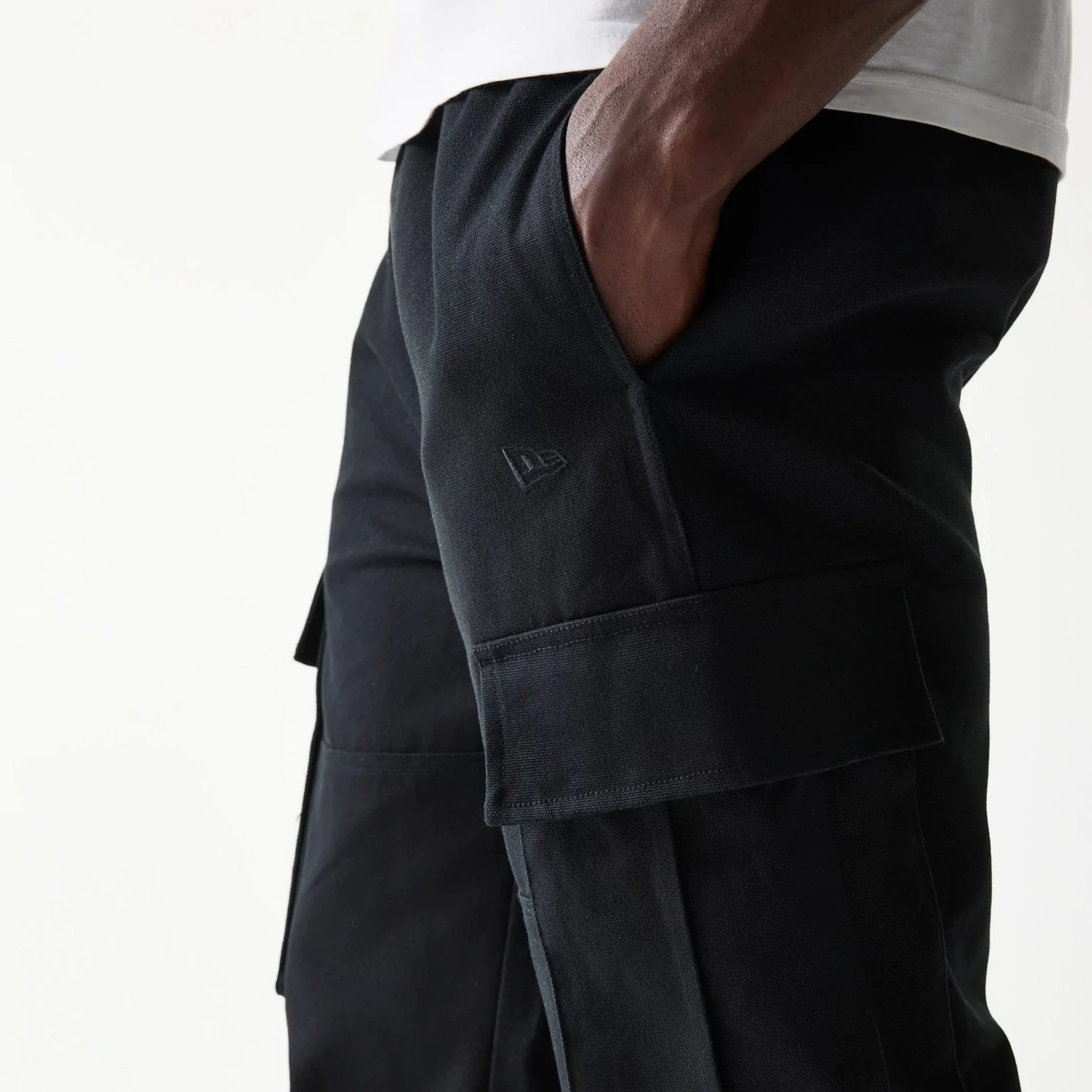 New Era Black Straight Leg Cargo Joggers - Image 3
