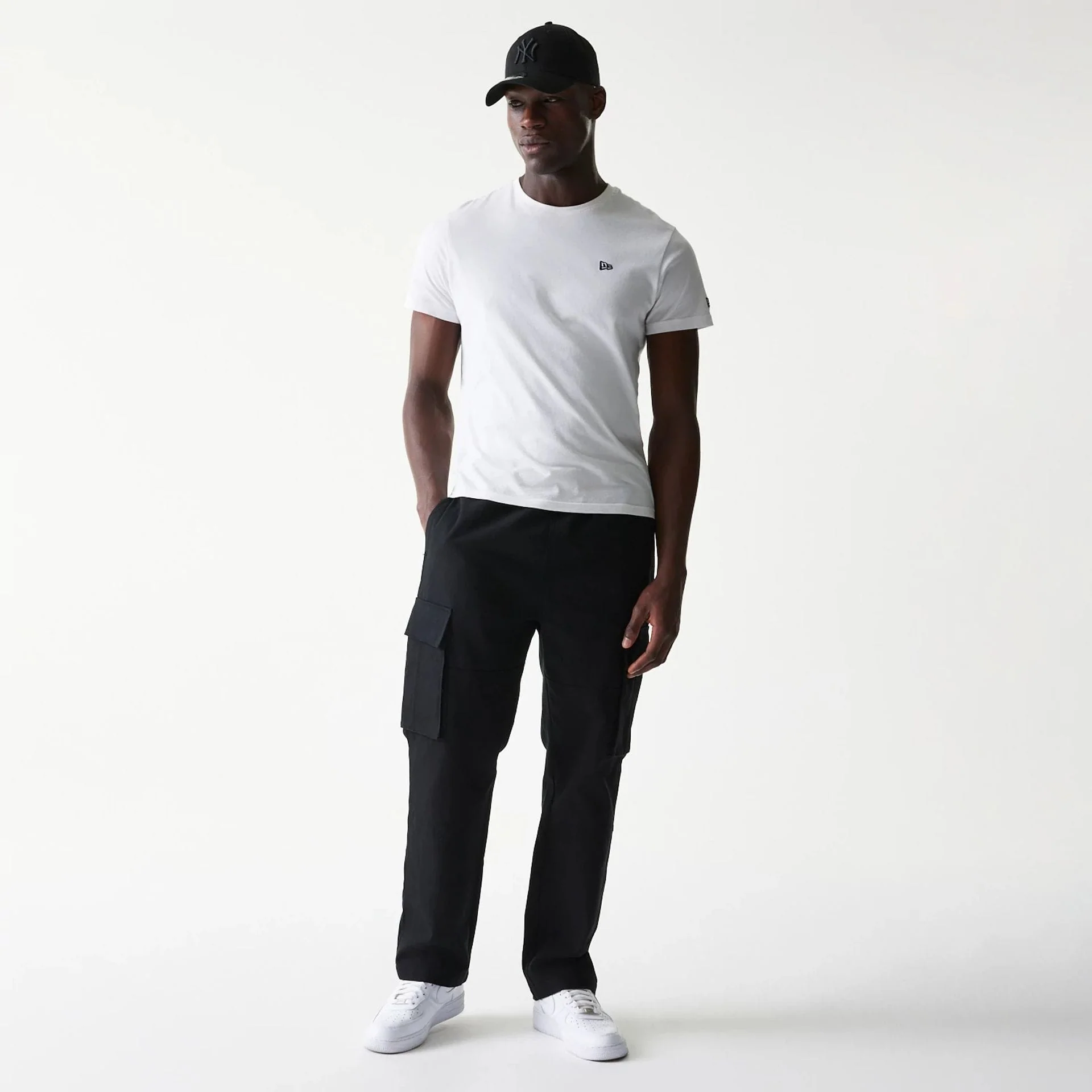 New Era Black Straight Leg Cargo Joggers - Image 7