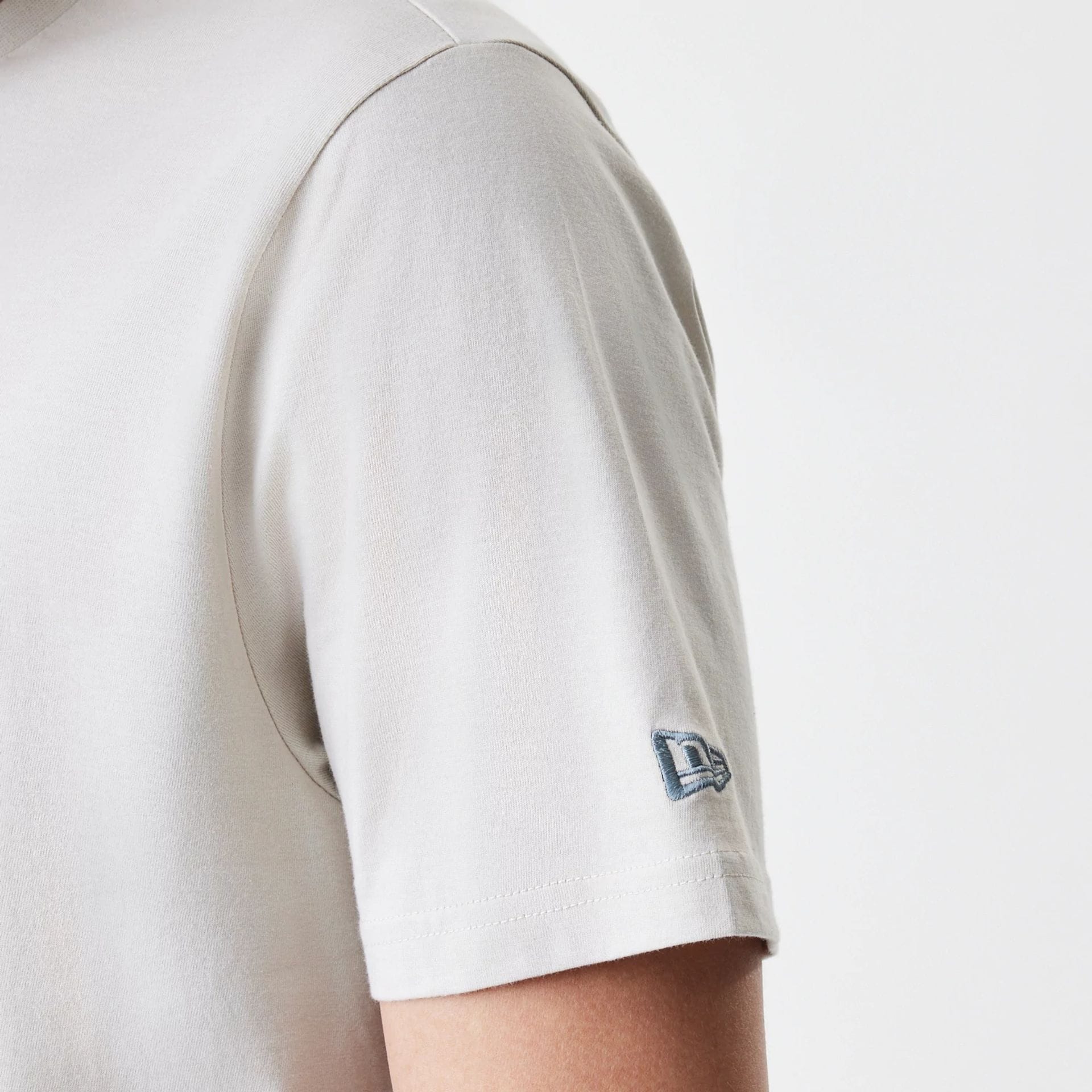 New Era Burger Graphic Cream T-Shirt - Image 5