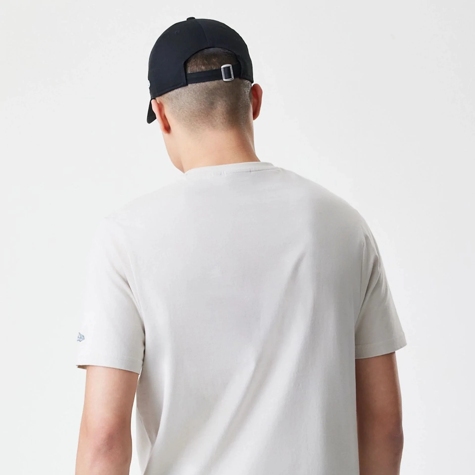 New Era Burger Graphic Cream T-Shirt - Image 7