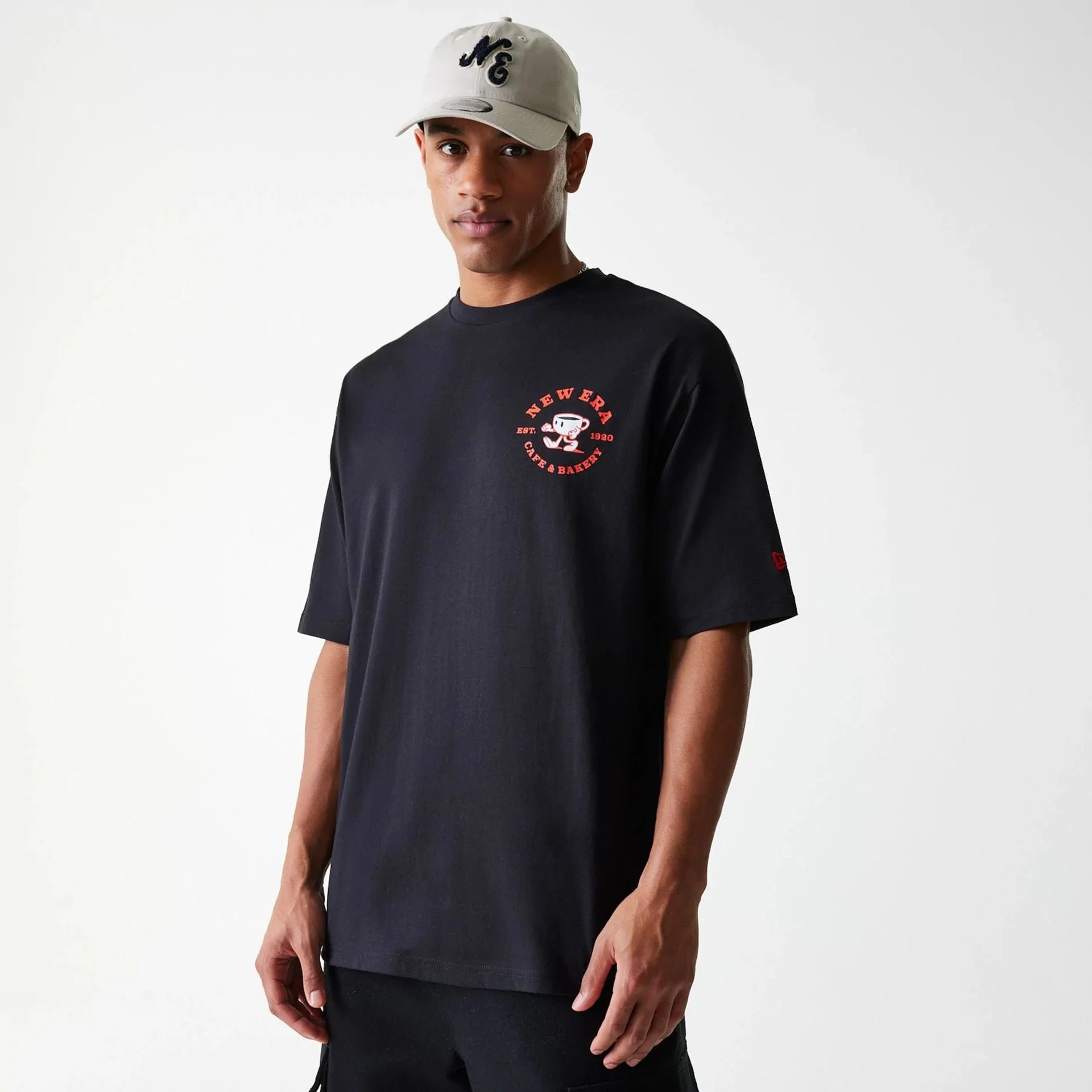 New Era Cafe Graphic Black Oversized T-Shirt - Image 3