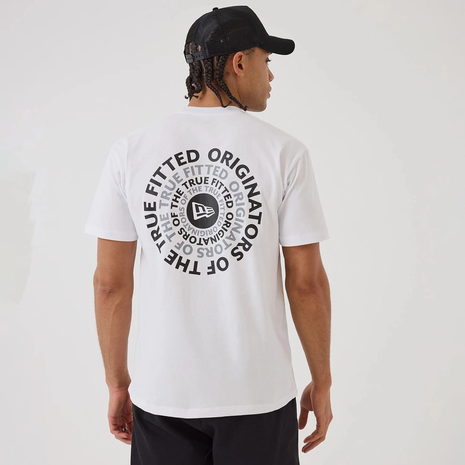 New Era Circle White T-Shirt - Image 2