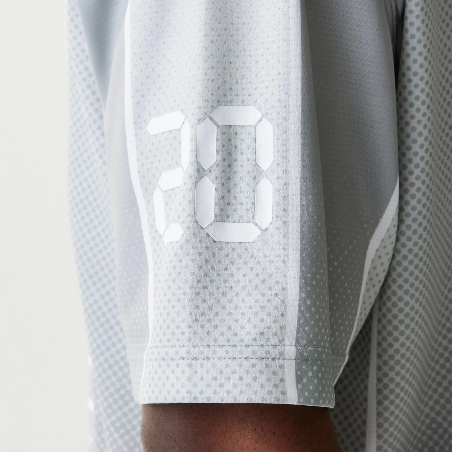 New Era City Sport Grey T-Shirt - Image 6