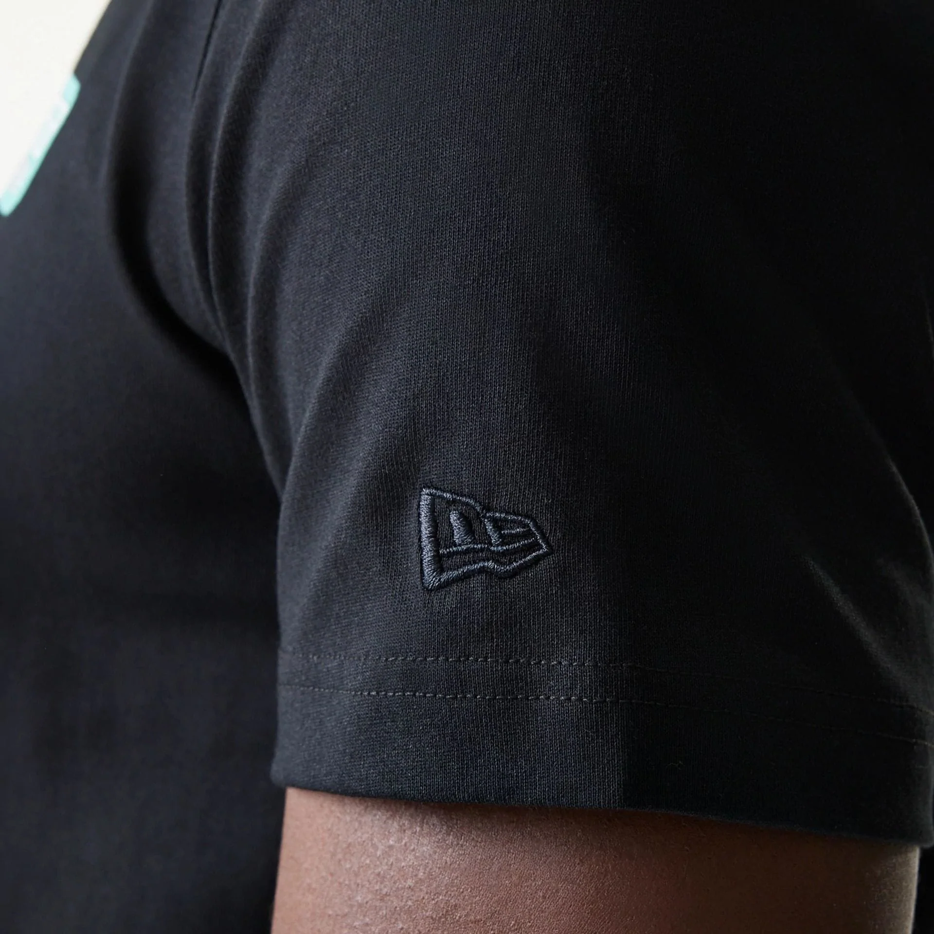 New Era Classic Black T-Shirt - Image 7