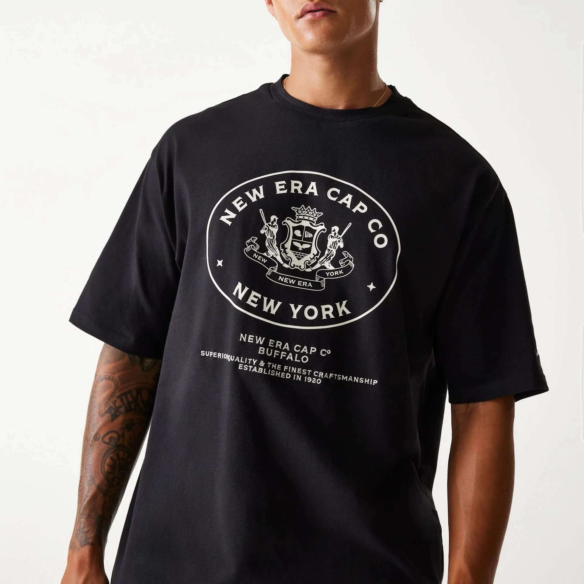 New Era Crest Black Oversized T-Shirt - Image 3
