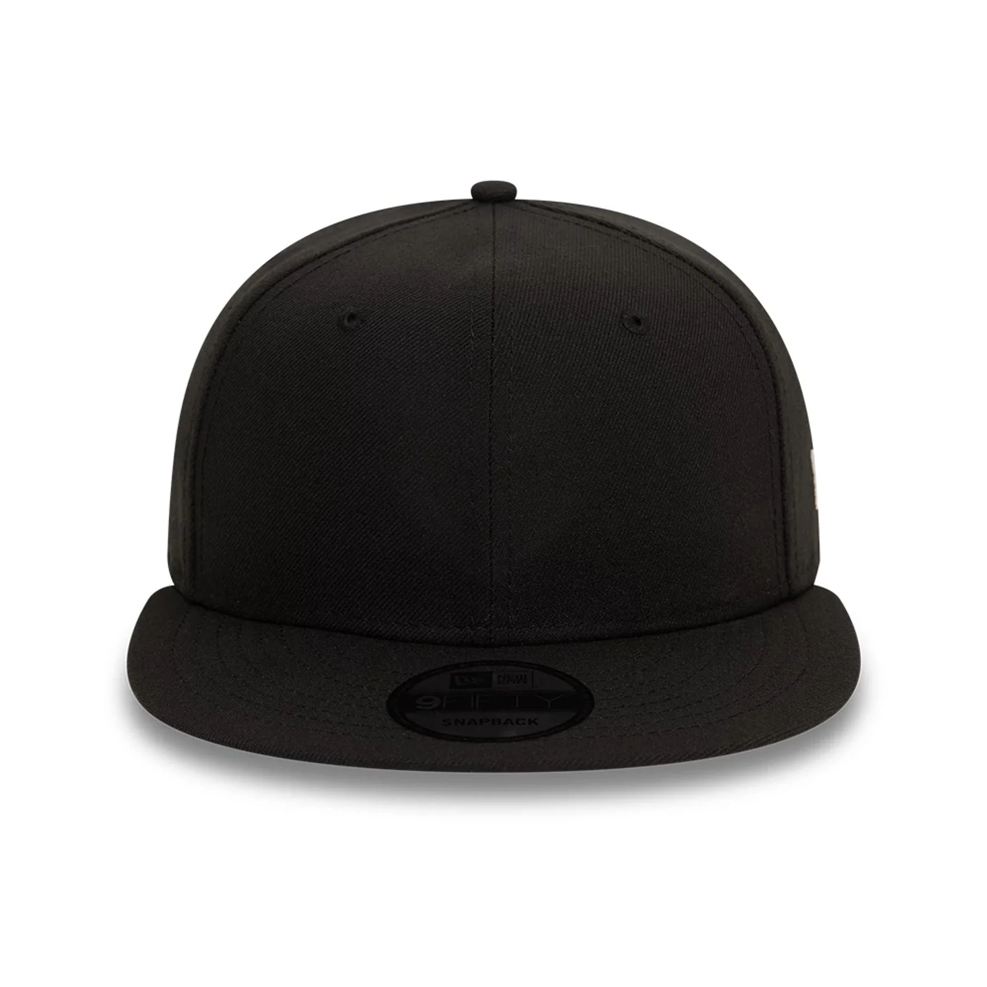 New Era Essential Black 9FIFTY Snapback Cap - Image 3