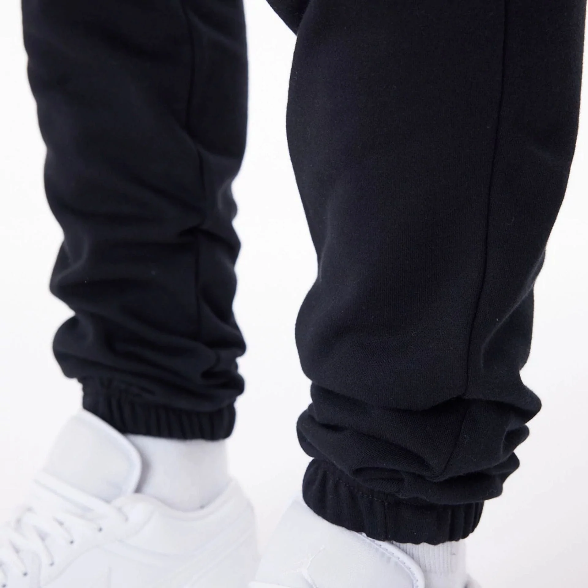 New Era Essential Black Joggers - Image 4