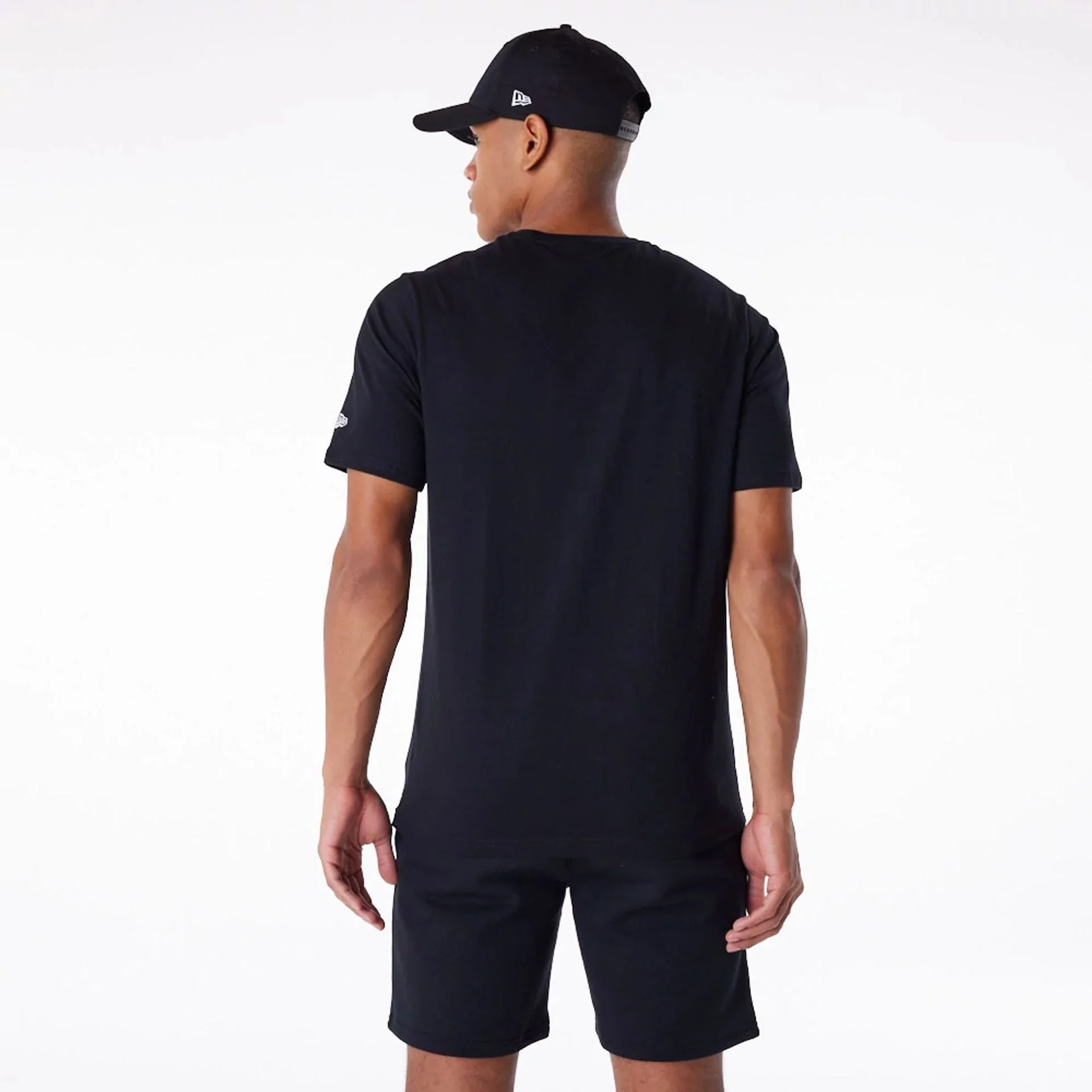 New Era Essential Black T-Shirt - Image 7