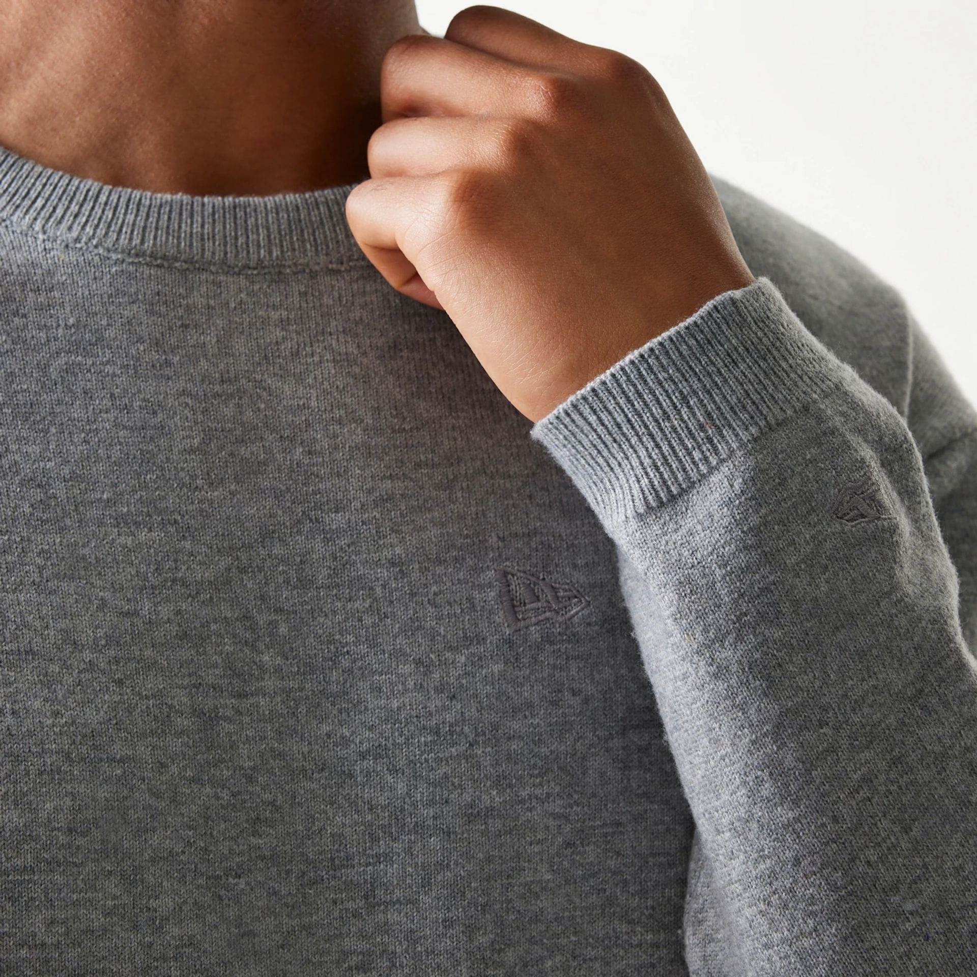New Era Essential Flag Grey Knitted Sweater - Image 7