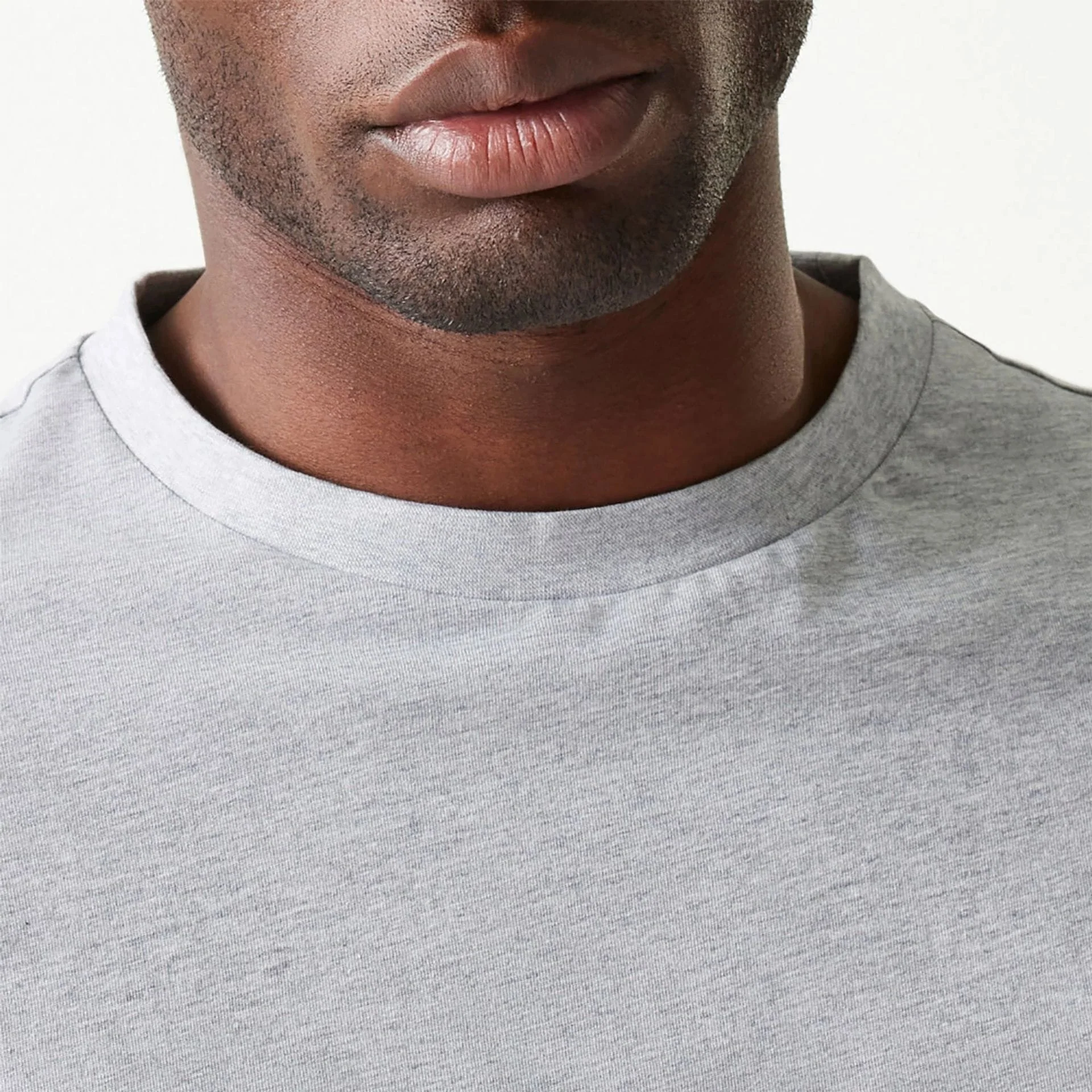 New Era Essential Grey Oversized T-Shirt - Image 6