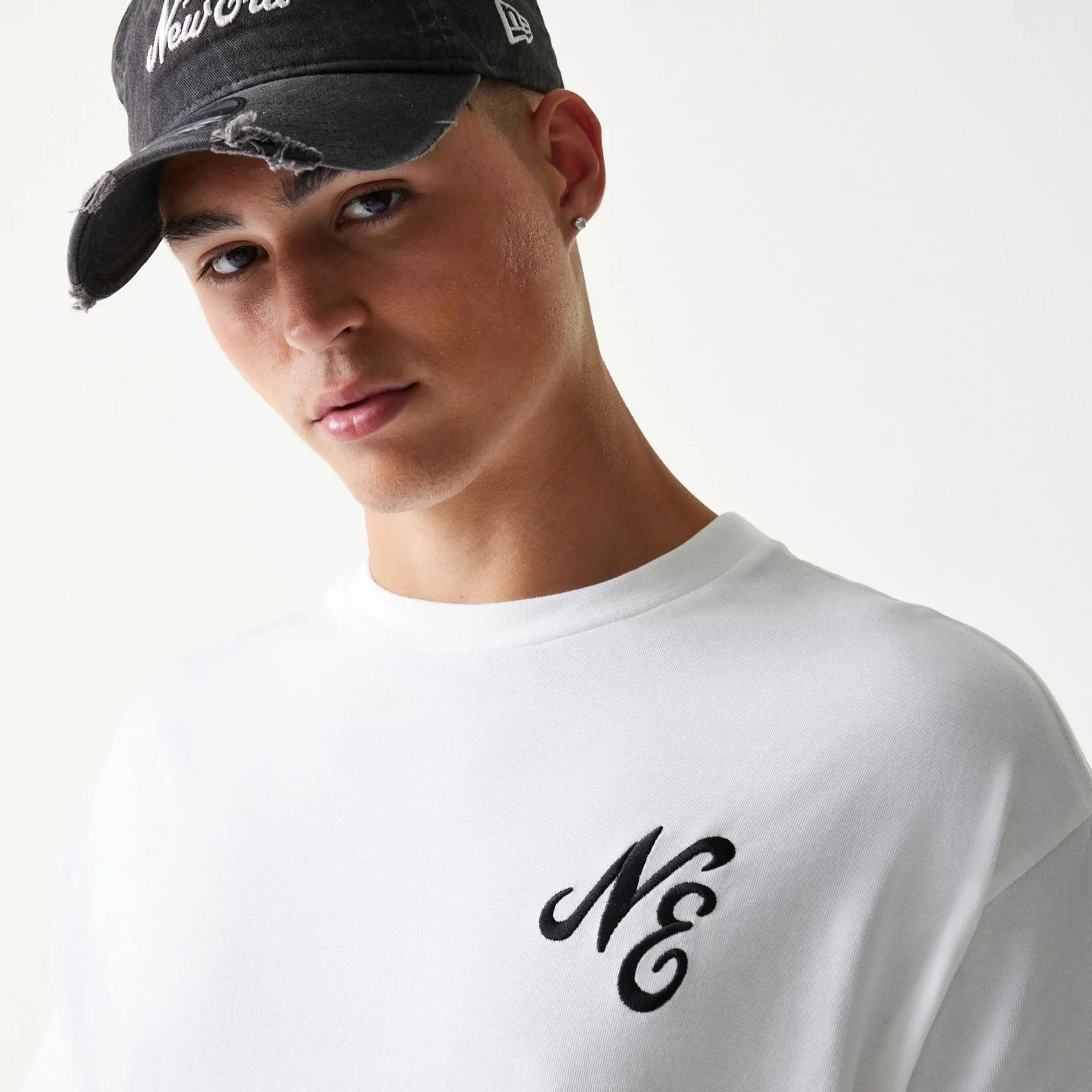 New Era Floral Graphic White Oversized T-Shirt - Image 6