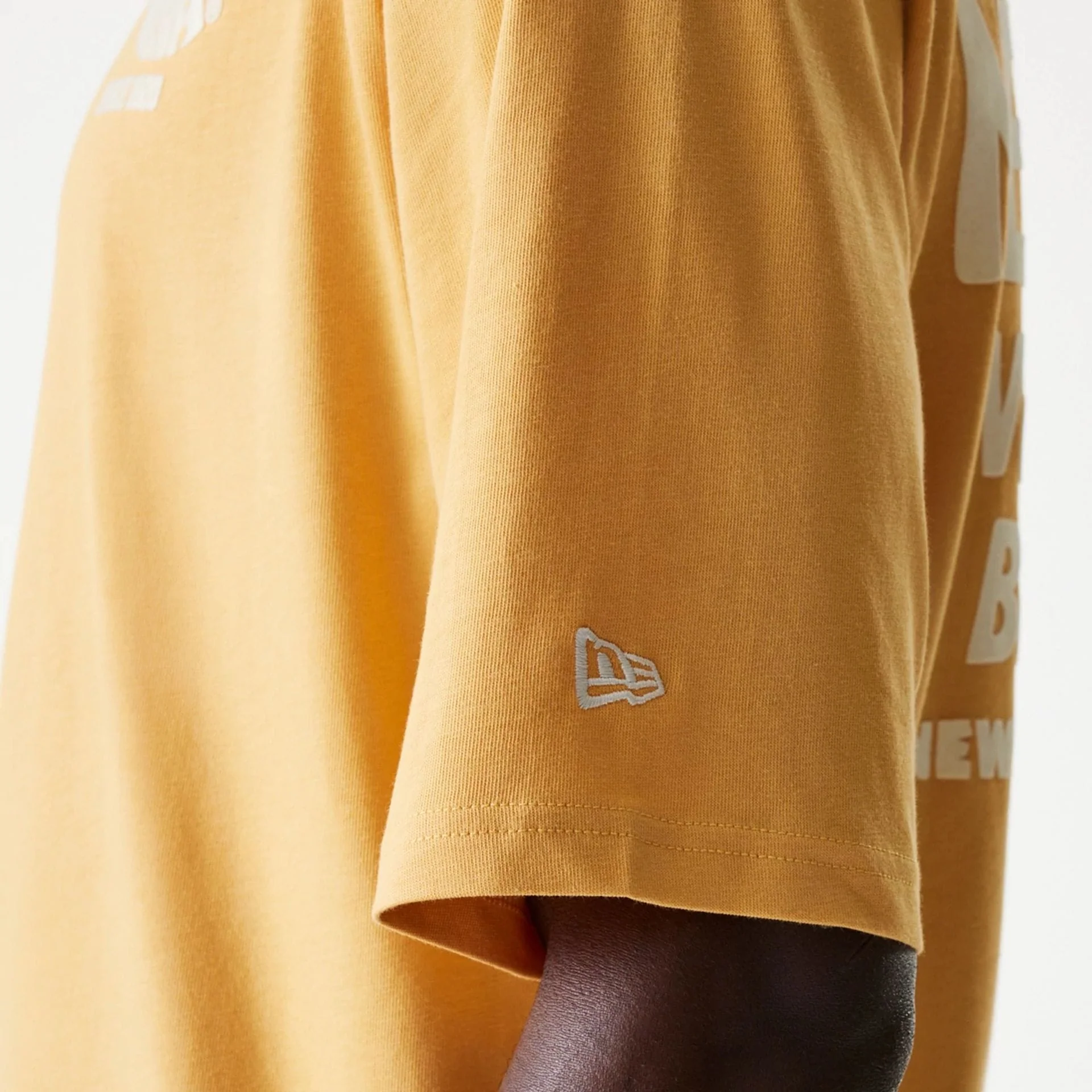 New Era Graphic Beige Oversized T-Shirt - Image 6