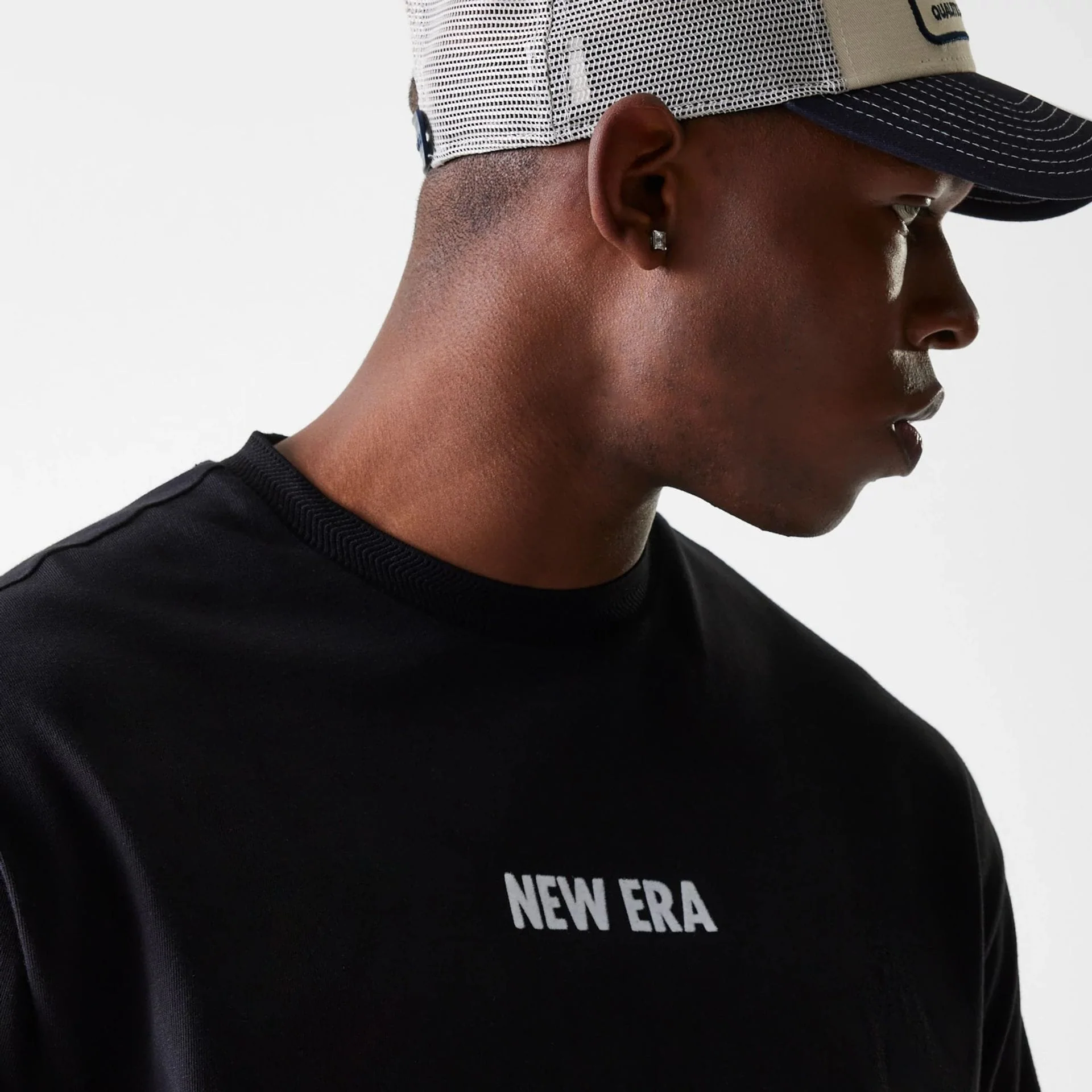 New Era Graphic Black Oversized T-Shirt - Image 5