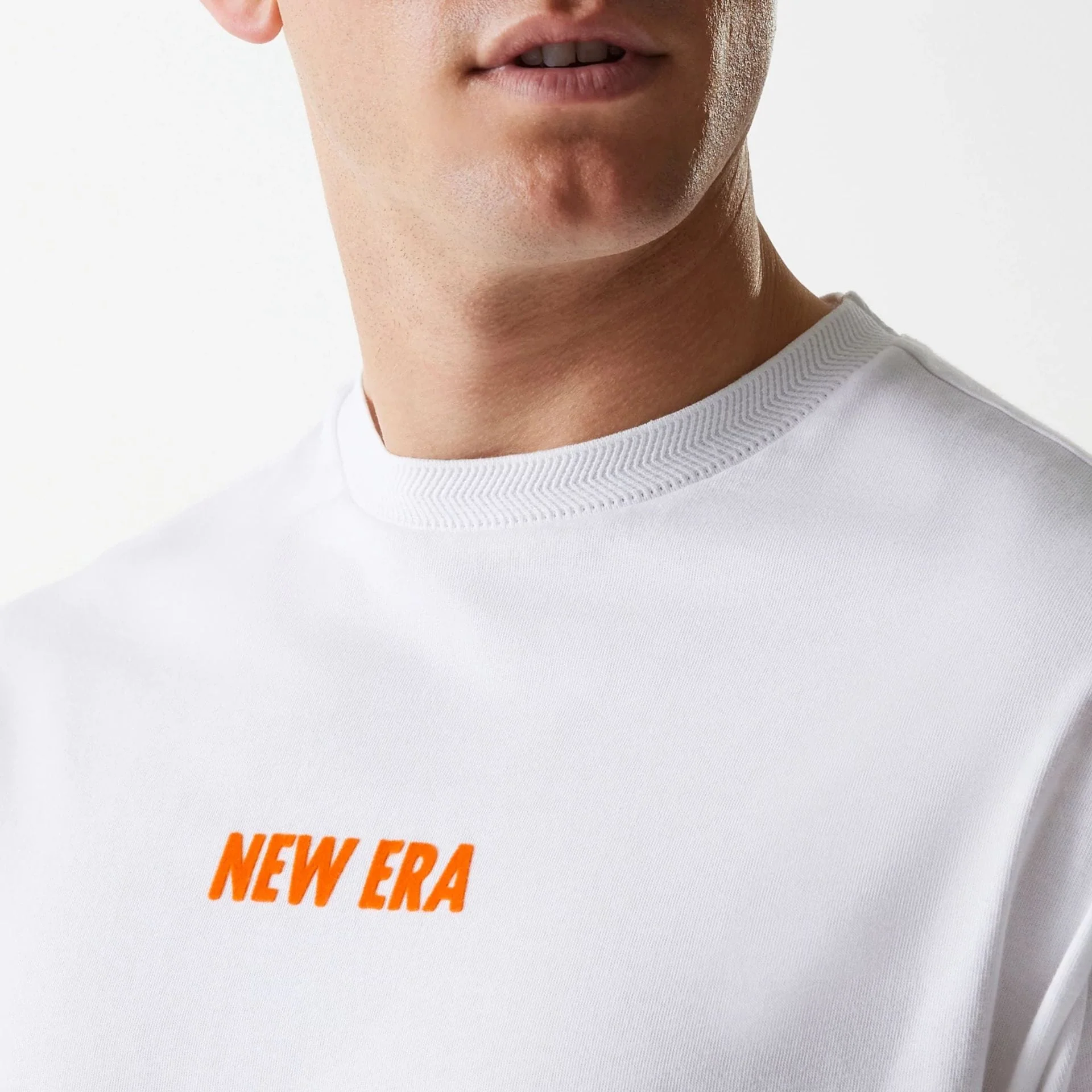 New Era Graphic White Oversized T-Shirt - Image 5