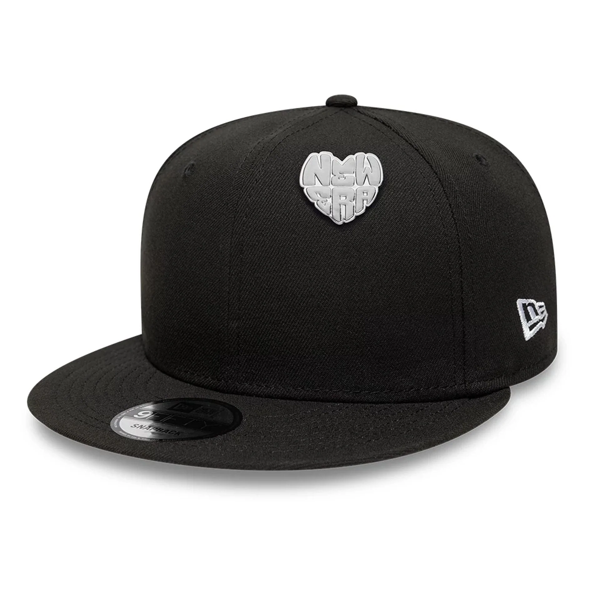 New Era Heart Silver Pin Badge - Image 2
