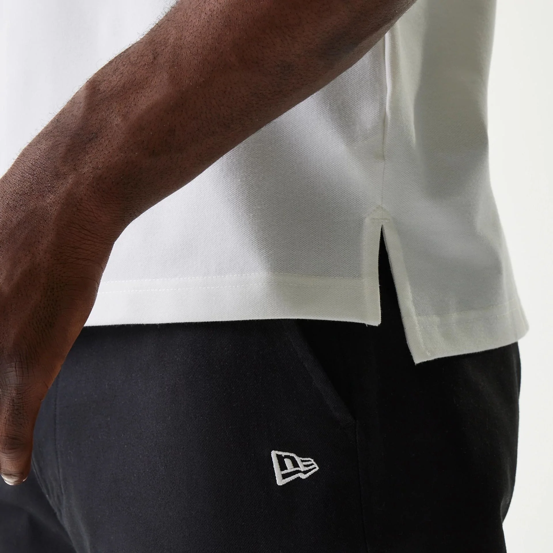 New Era Japan Collar Logo White Polo T-Shirt - Image 5