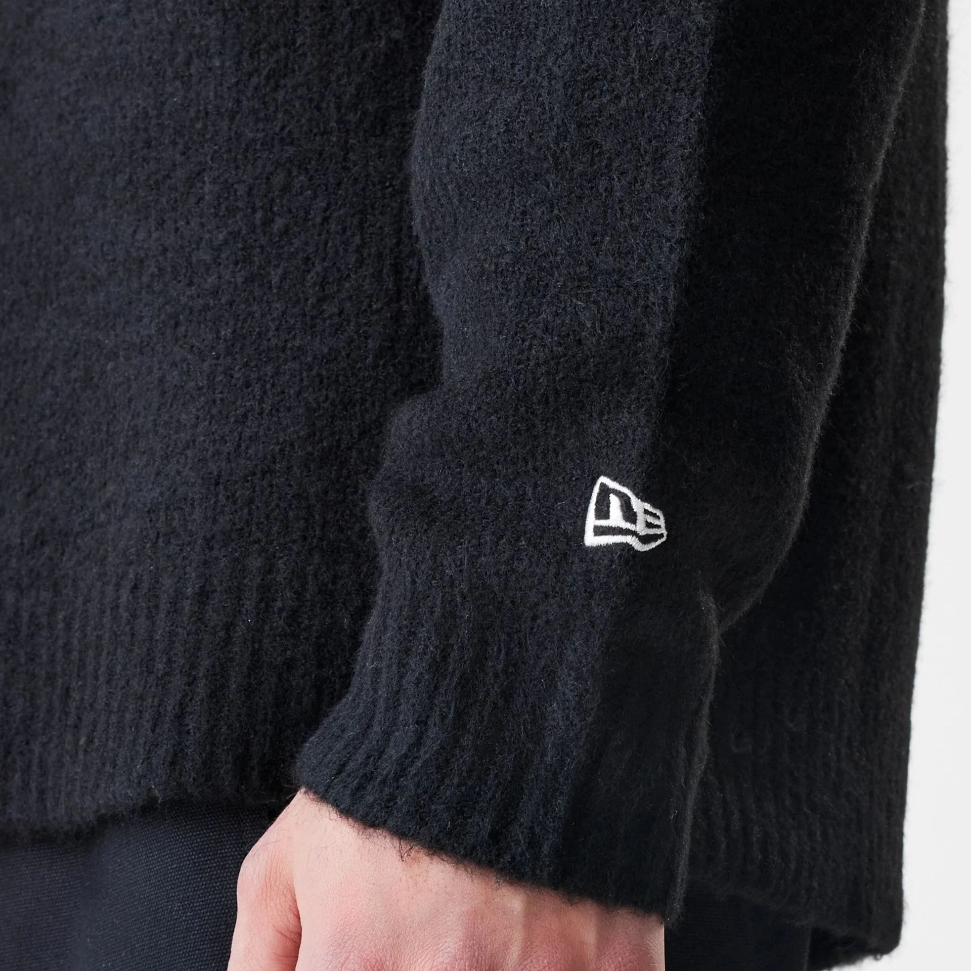 New Era Knit Black Knitted Sweater - Image 7