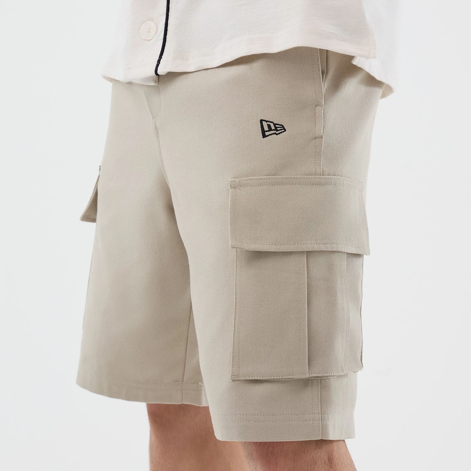 New Era Light Beige Cargo Shorts - Image 3