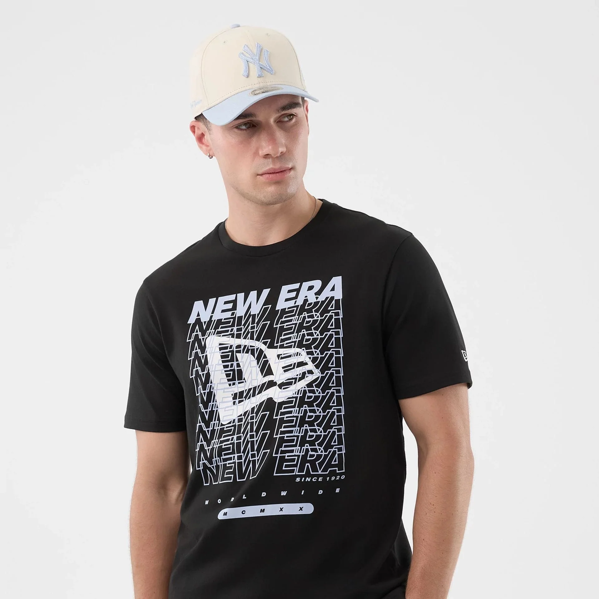 New Era Logo Graphic Black T-Shirt - Image 3