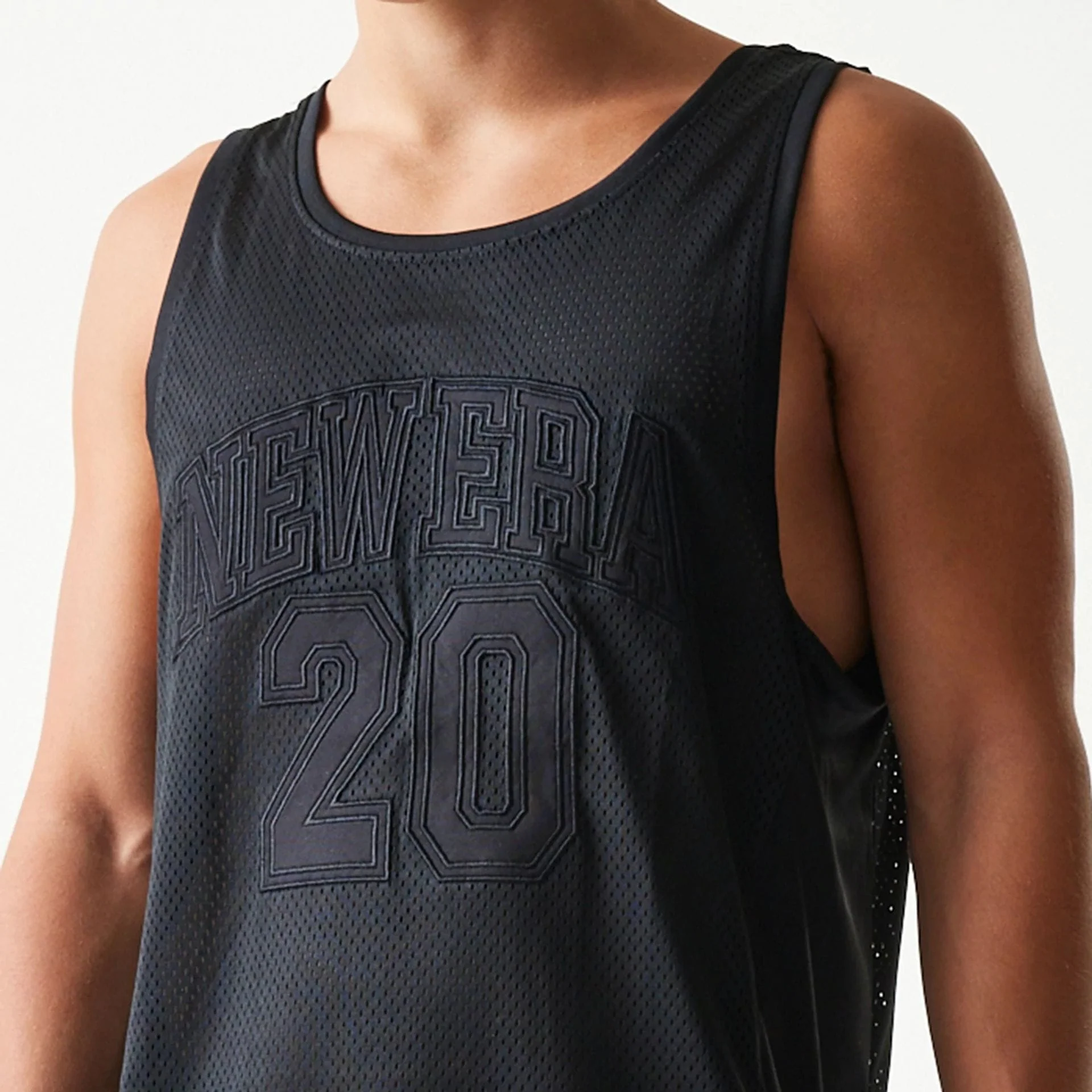 New Era Mesh Black Mesh Vest - Image 4