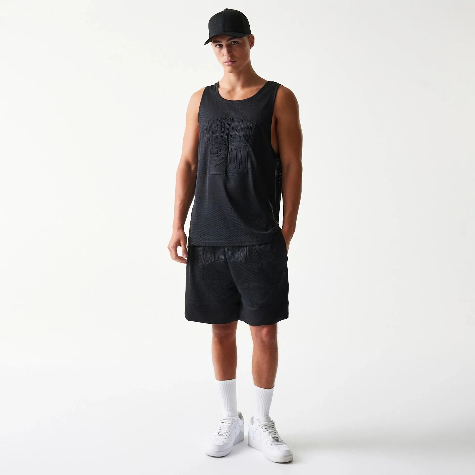 New Era Mesh Black Mesh Vest - Image 6