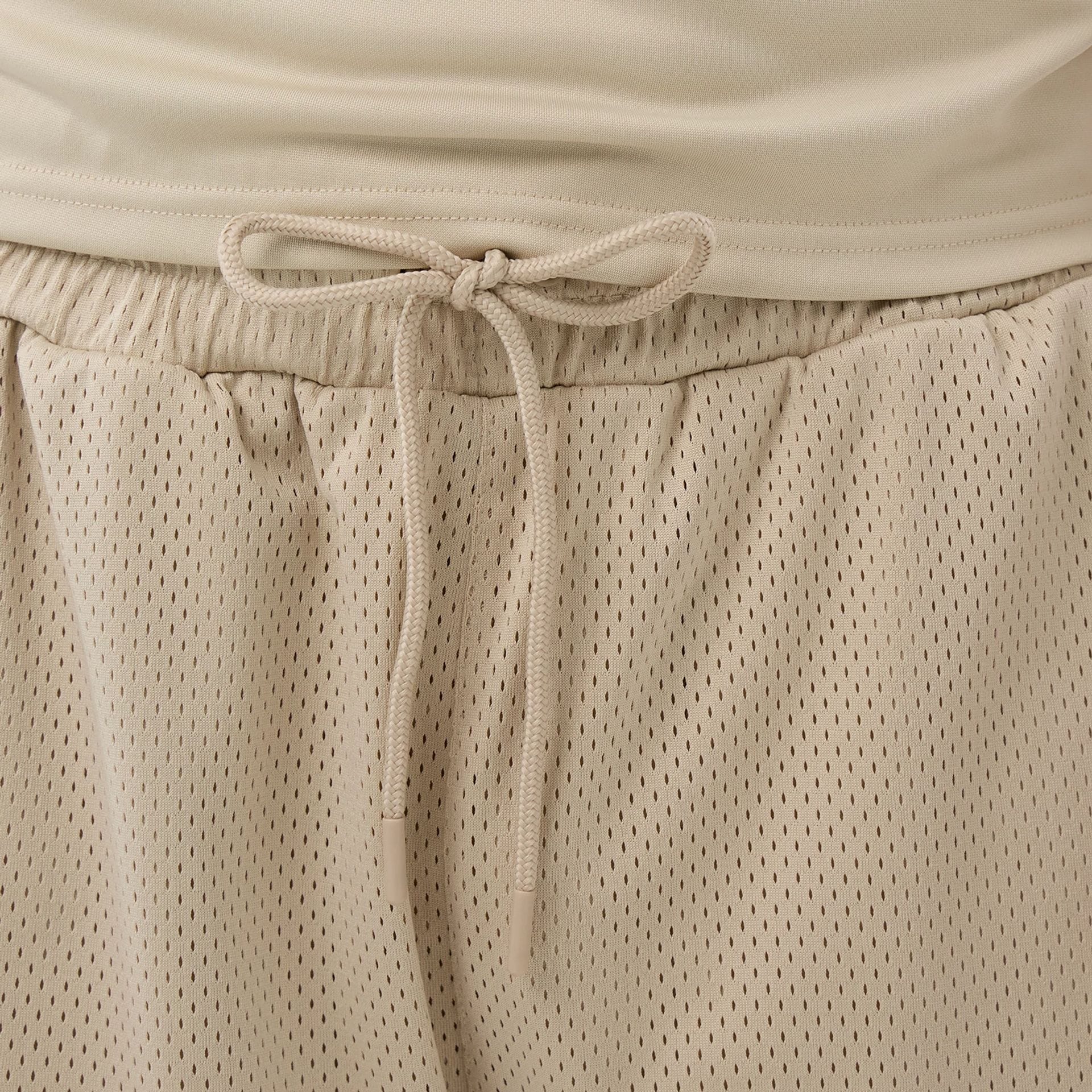 New Era Mesh Light Beige Mesh Shorts - Image 5