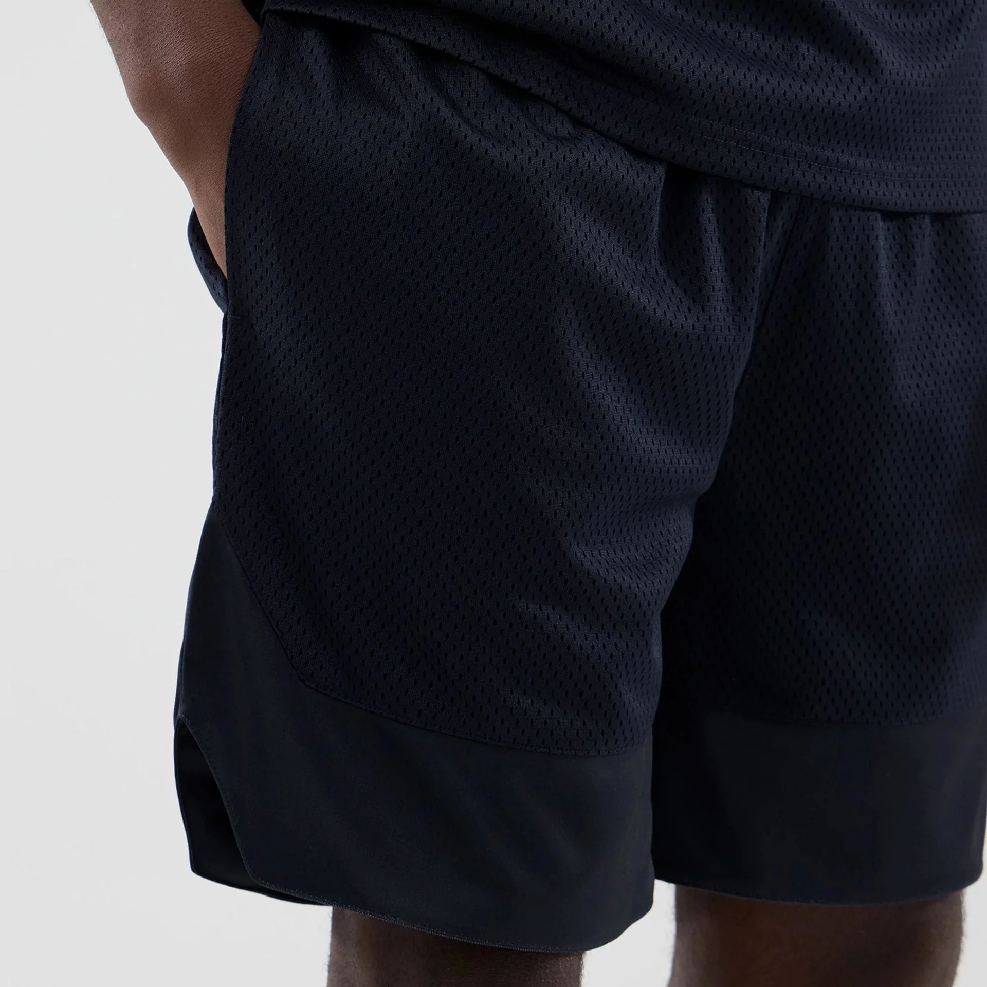 New Era Mesh Navy Oversized Shorts - Image 3