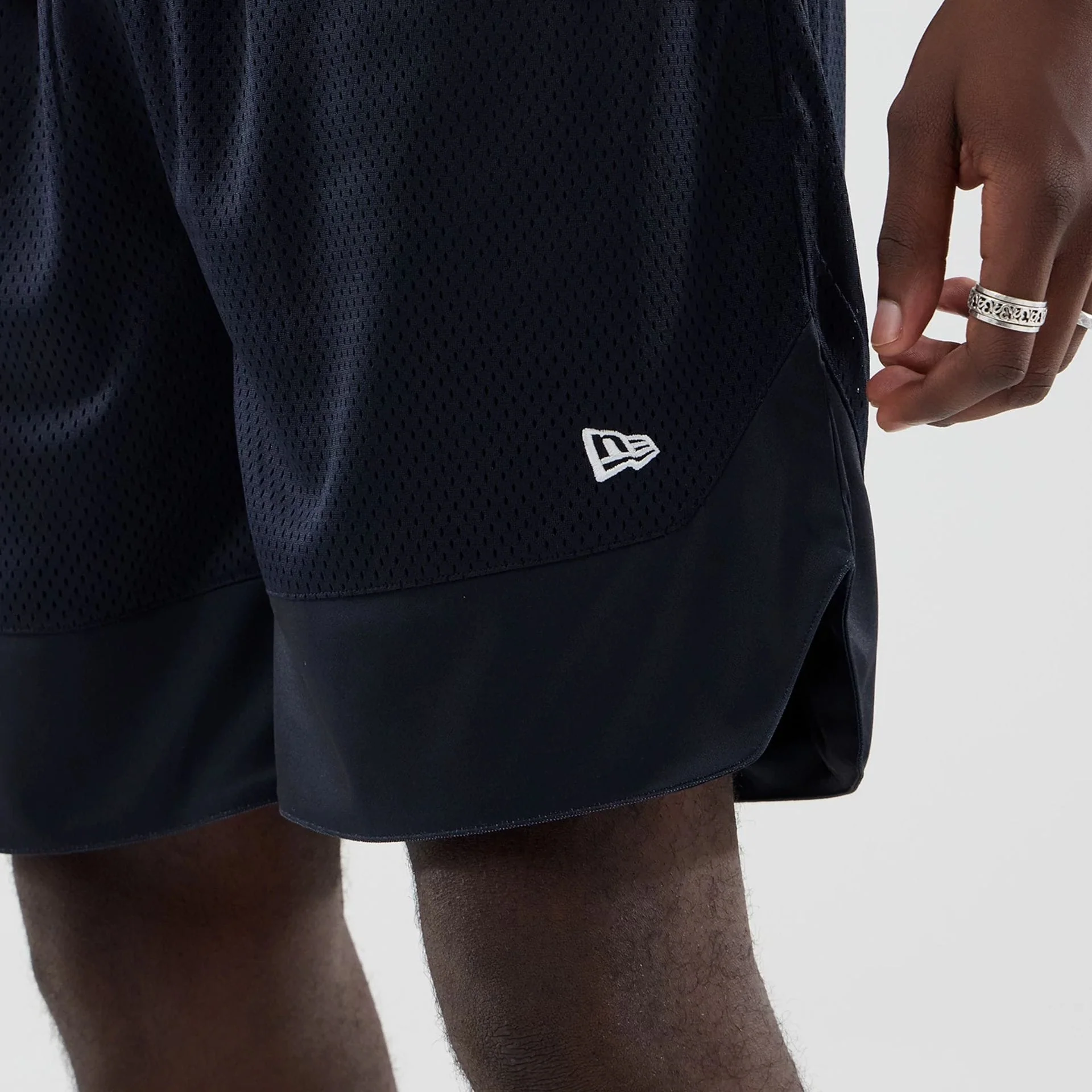 New Era Mesh Navy Oversized Shorts - Image 4