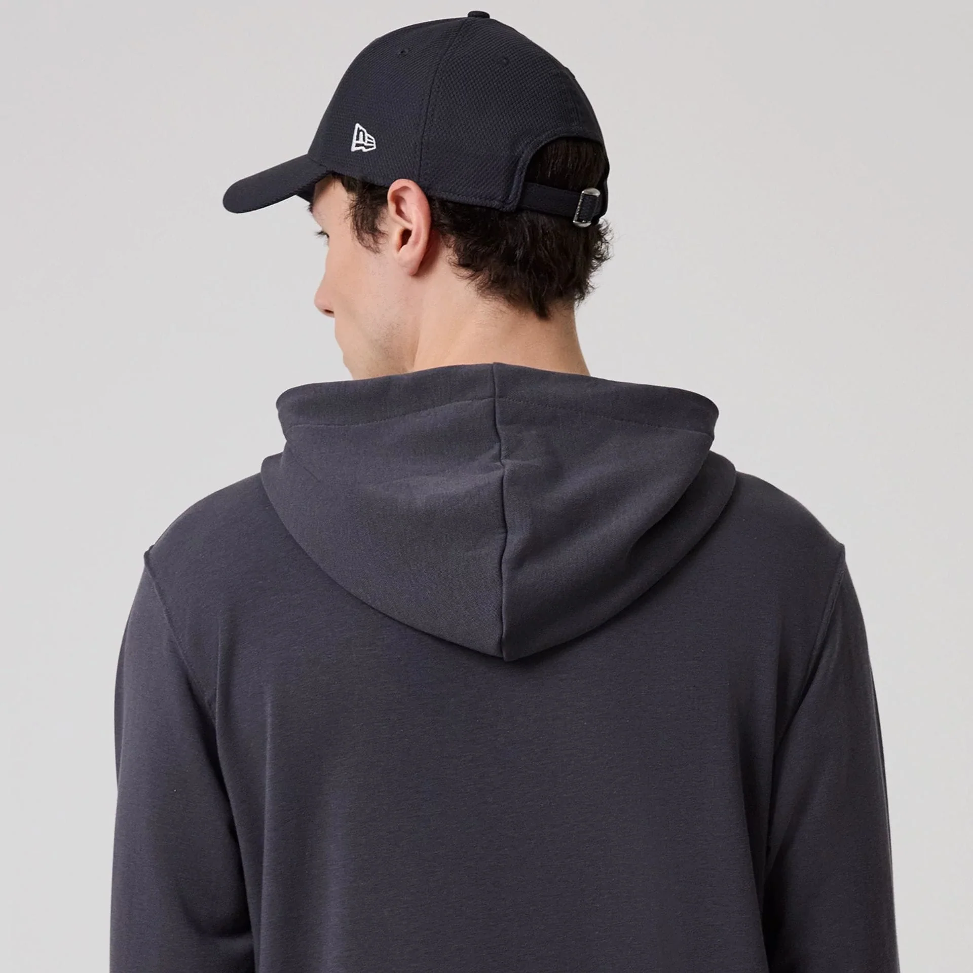 New Era New York Dark Grey Oversized Pullover Hoodie - Image 7