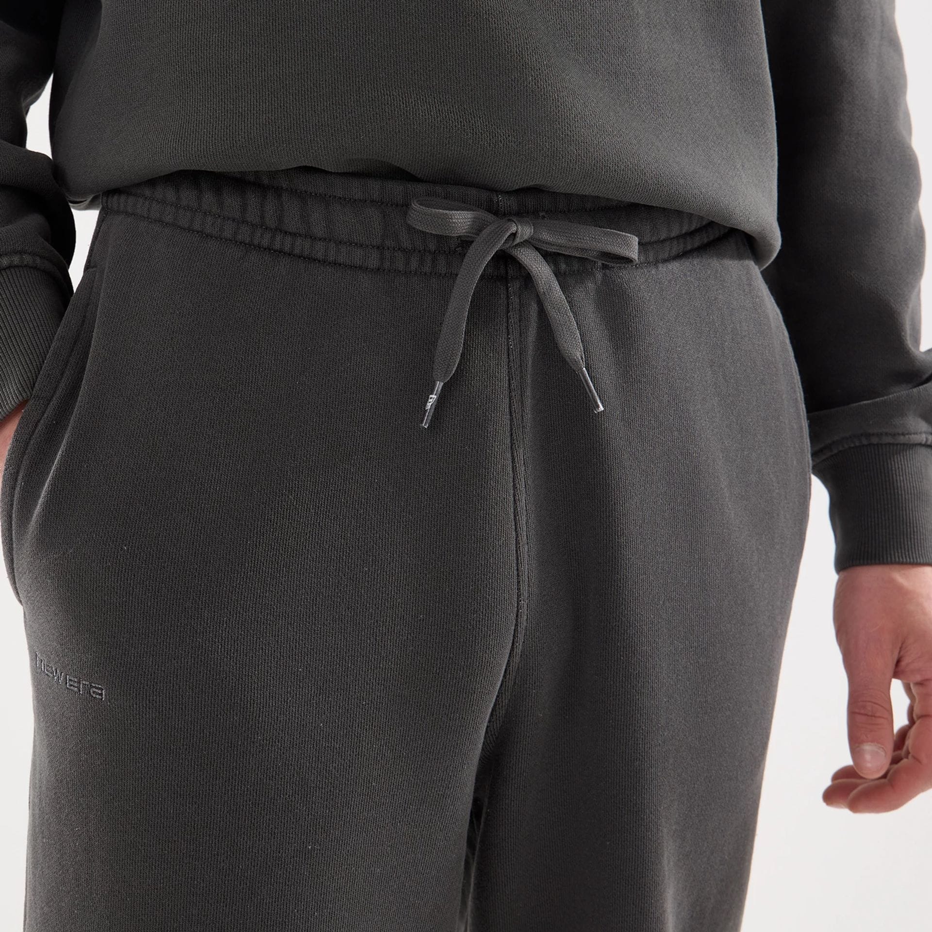 New Era Originators Black Straight Leg Joggers - Image 5