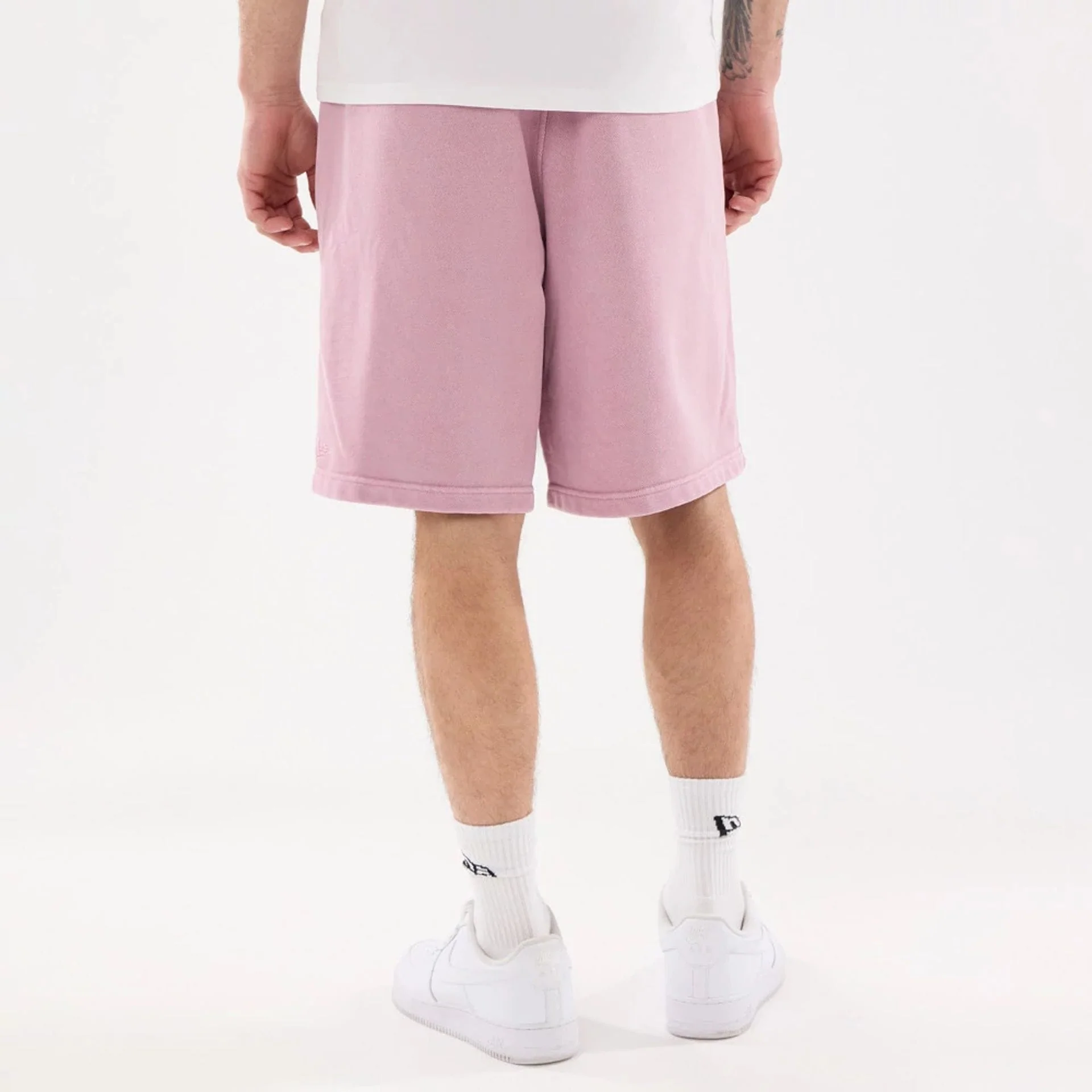 New Era Originators Pink Oversized Shorts - Image 2