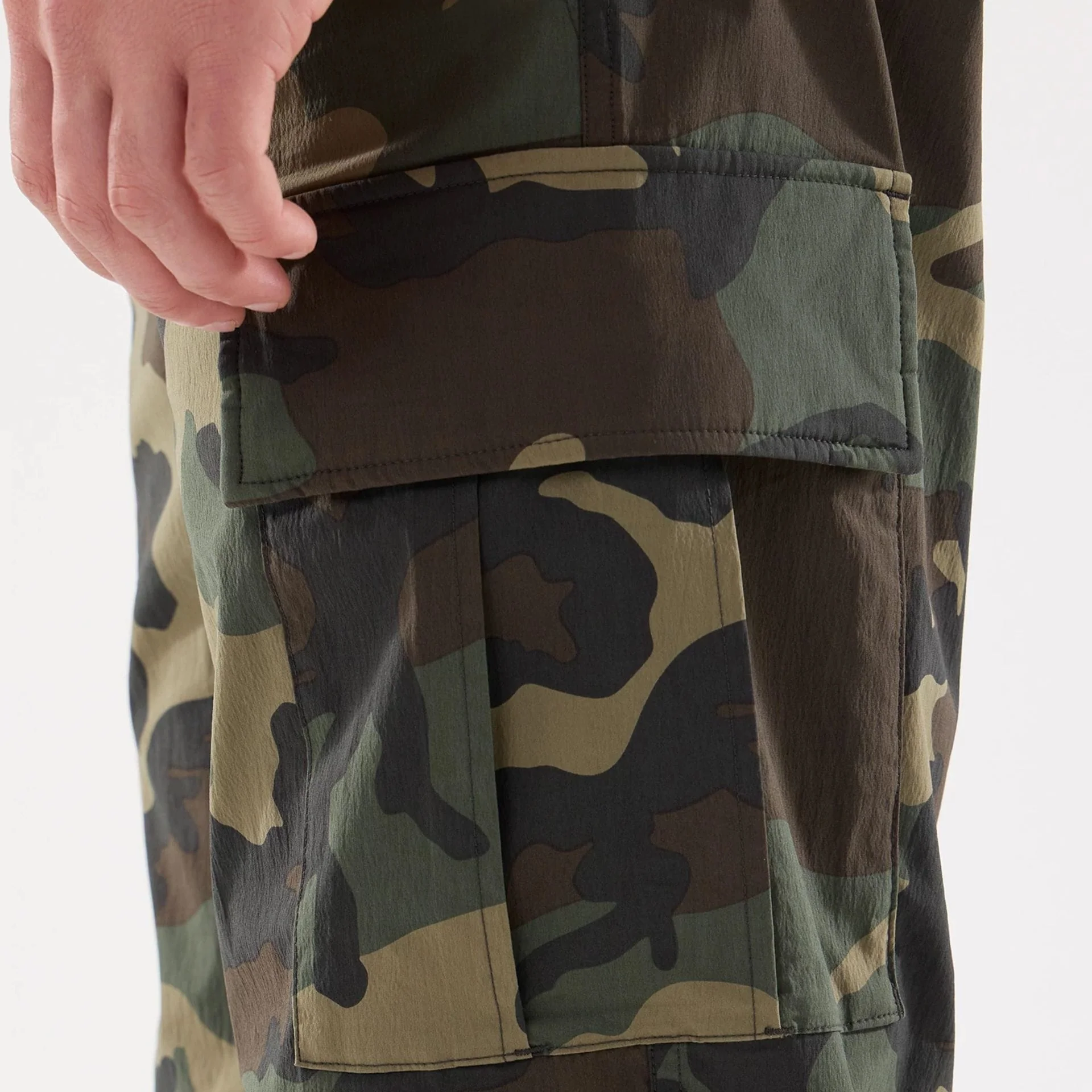 New Era Originators Woodland Camo Cargo Trousers - Image 6