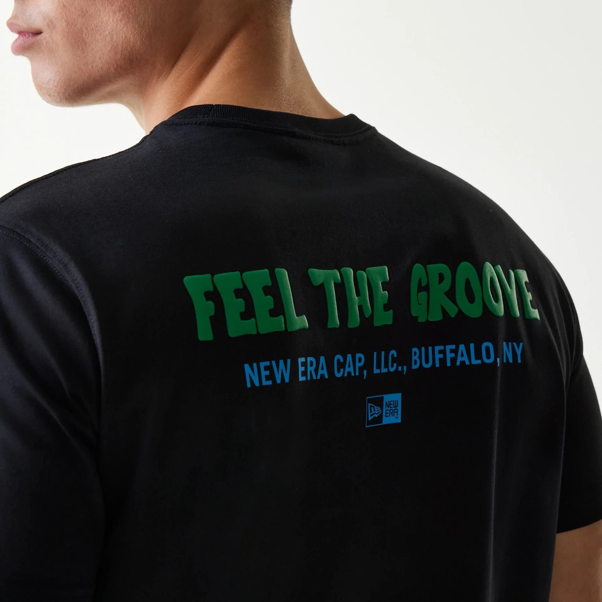 New Era Outdoor Earth Day Black Side Pocket T-Shirt - Image 5