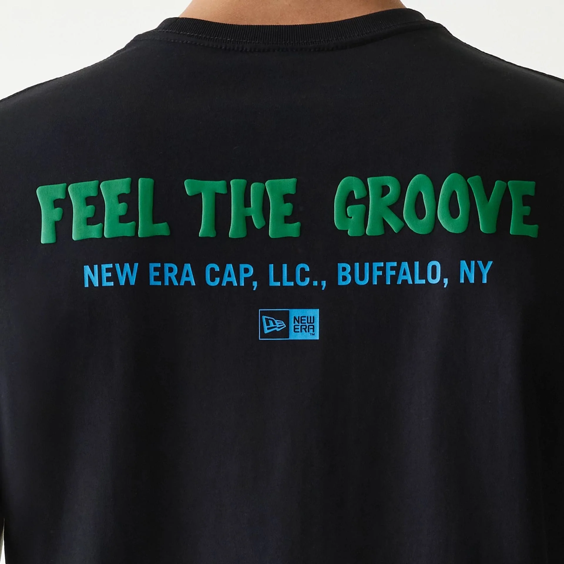 New Era Outdoor Earth Day Black Side Pocket T-Shirt - Image 6