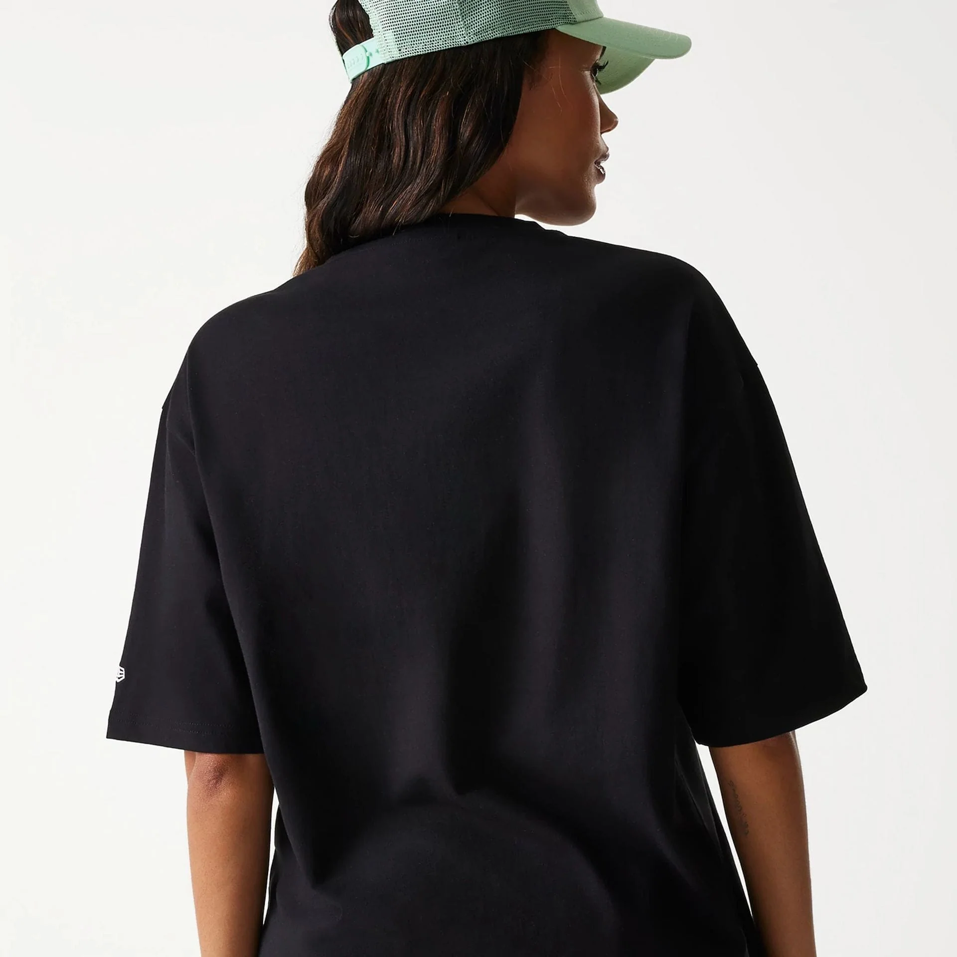New Era Outdoor Graphic Black Oversized T-Shirt - Image 8