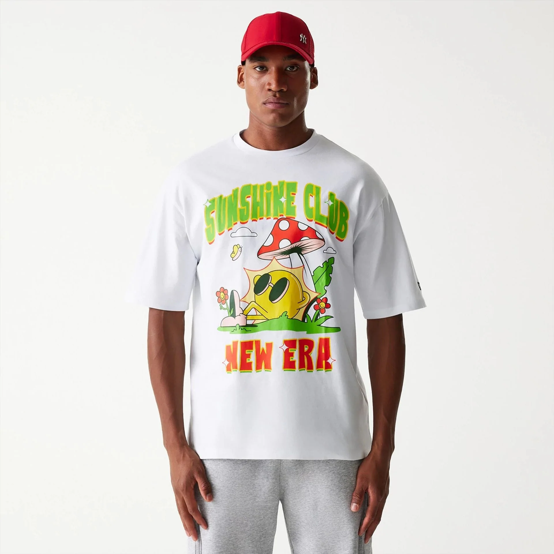 New Era Outdoor Graphic White Oversized T-Shirt - Image 3