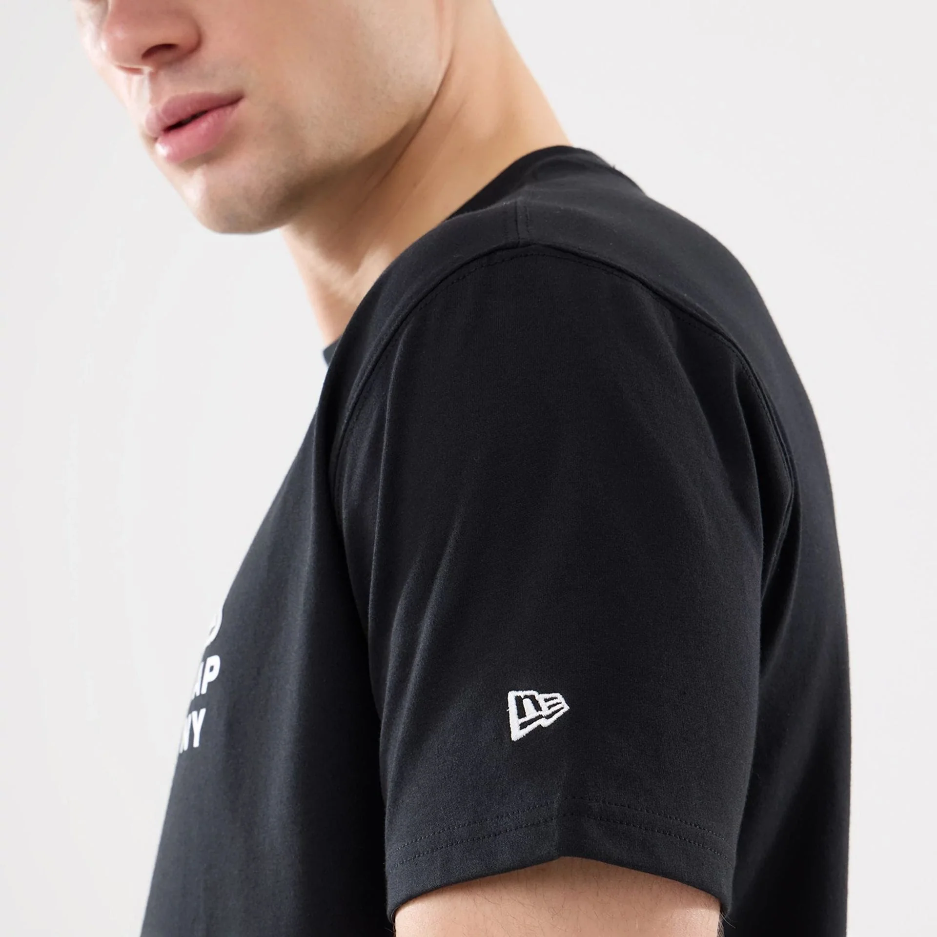 New Era Outdoor Mountain Black T-Shirt - Image 4