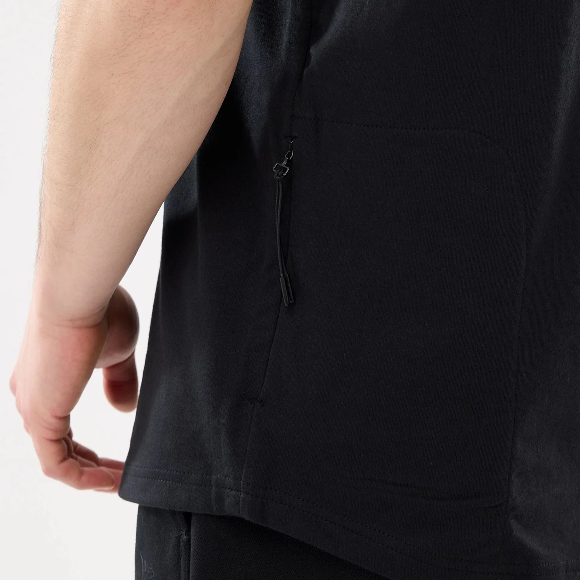 New Era Outdoor Mountain Black T-Shirt - Image 7