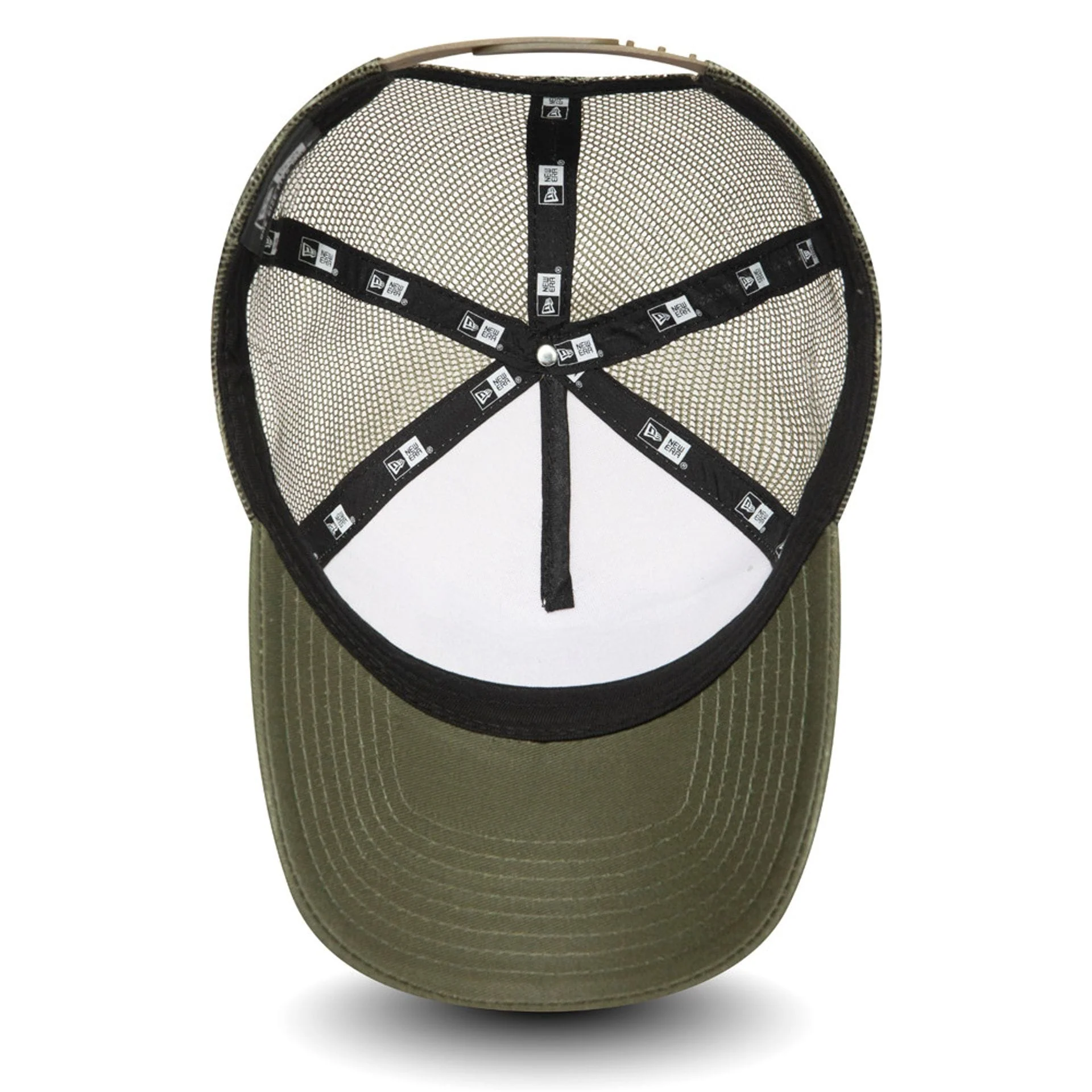 New Era Outdoor Washed Dark Green 9FORTY A-Frame Trucker Adjustable Cap - Image 3