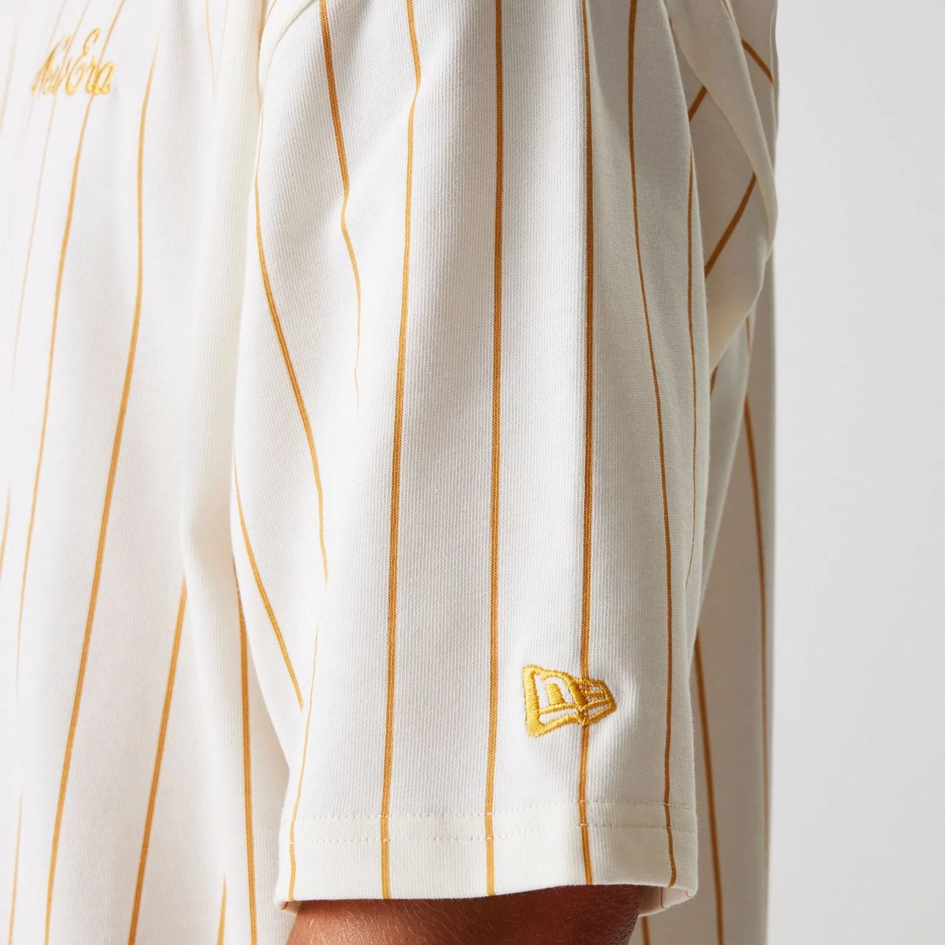 New Era Pinstripe Open White Oversized T-Shirt - Image 8