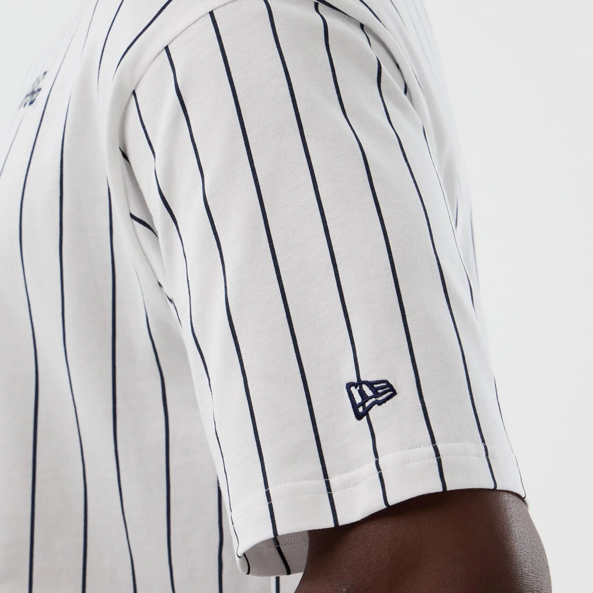 New Era Pinstripe Open White Oversized T-Shirt - Image 5