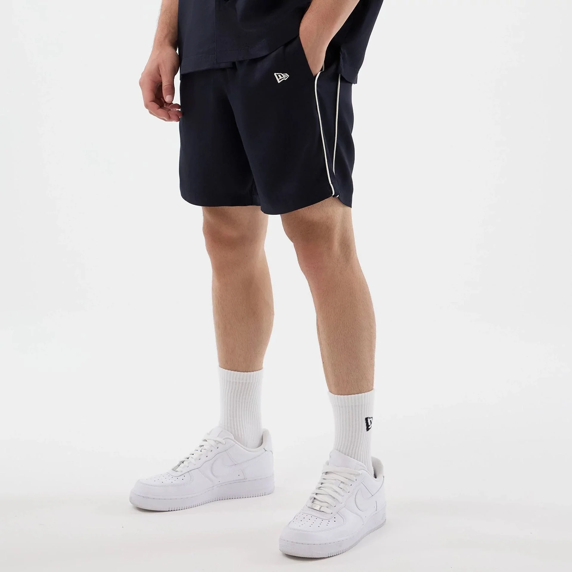 New Era Piping Navy Shorts - Image 3