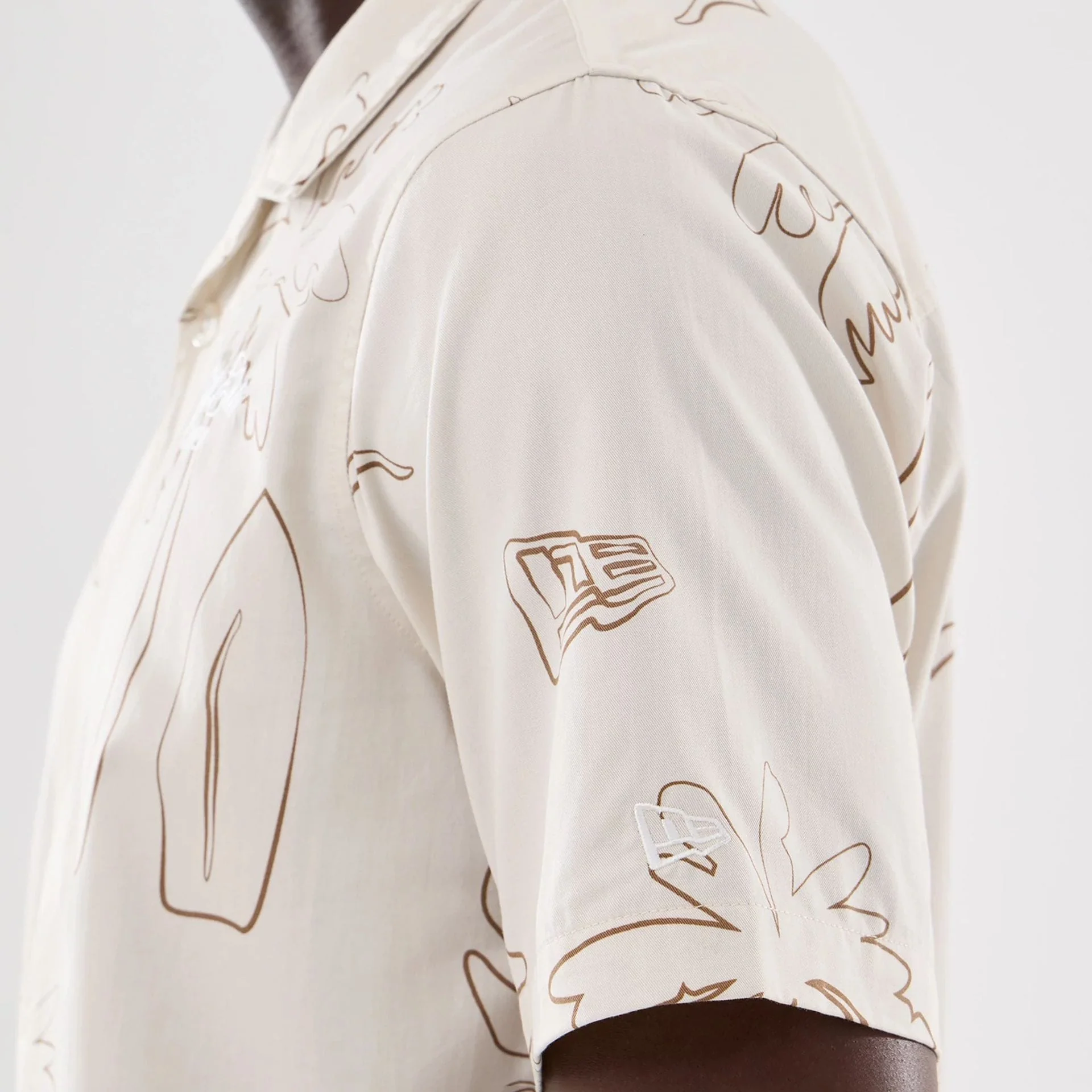 New Era Resort Natural Short Sleeve Shirt - Image 4