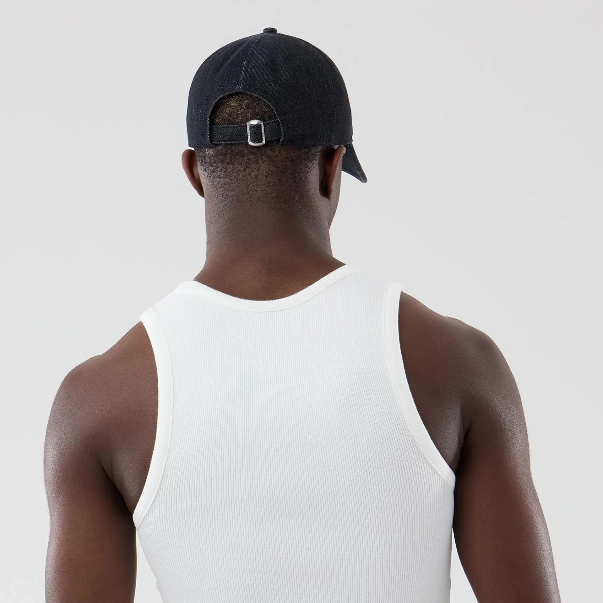 New Era Rib White Vest - Image 7